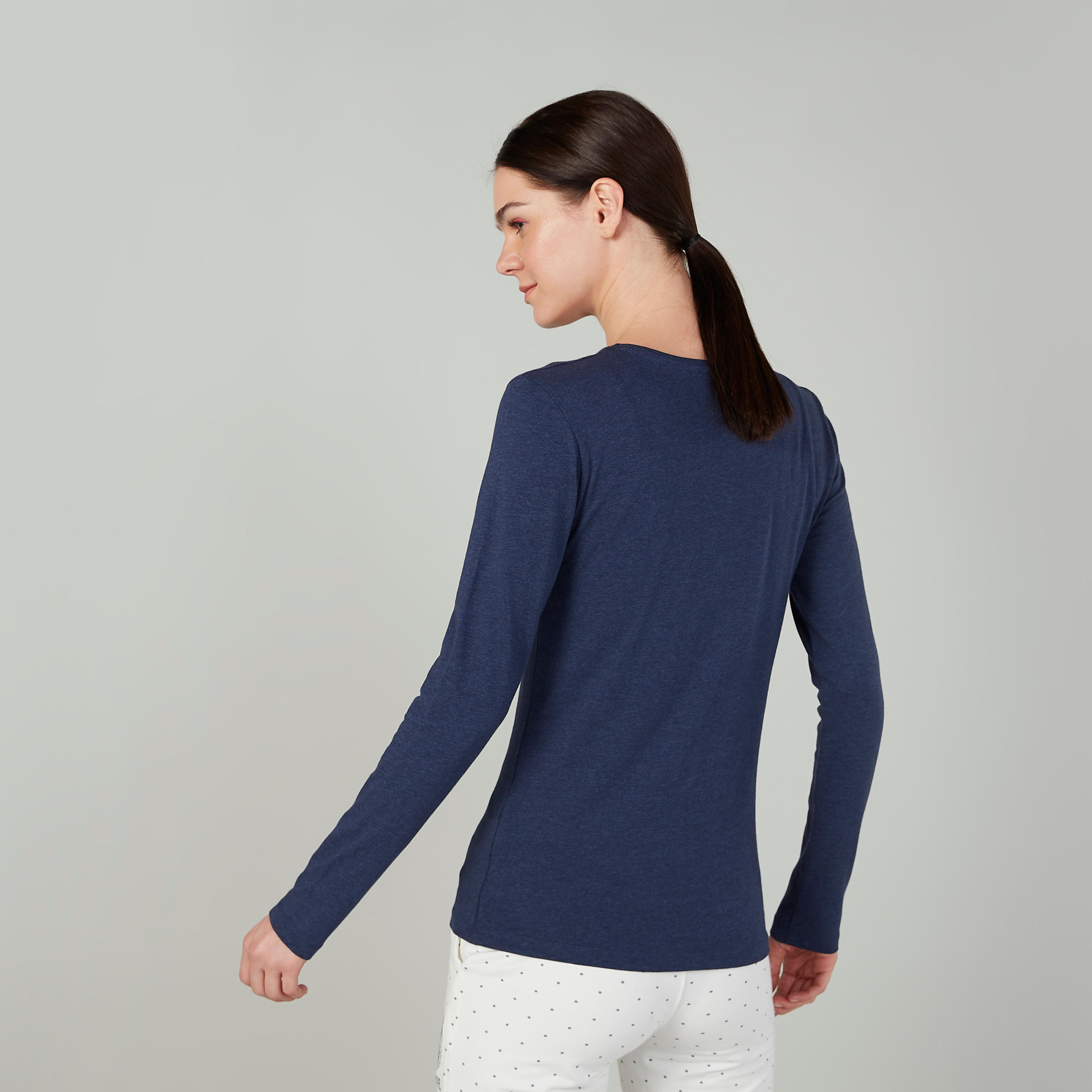 بلوزة سادة بياقة مستديرة وأكمام طويلة-women-clothing-tshirts-image-3