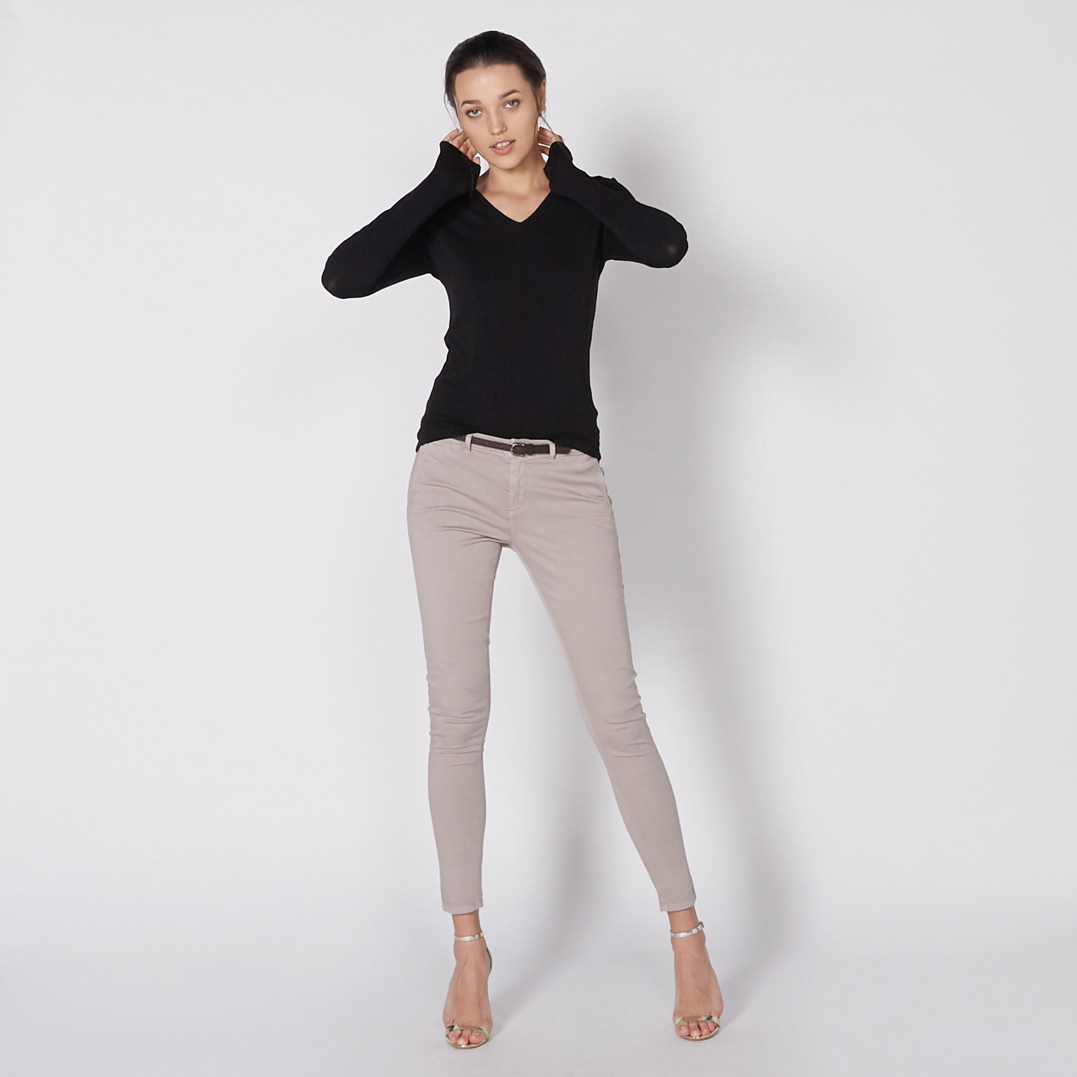 تيشيرت بياقة V وأكمام طويلة-women-clothing-tshirts-image-2