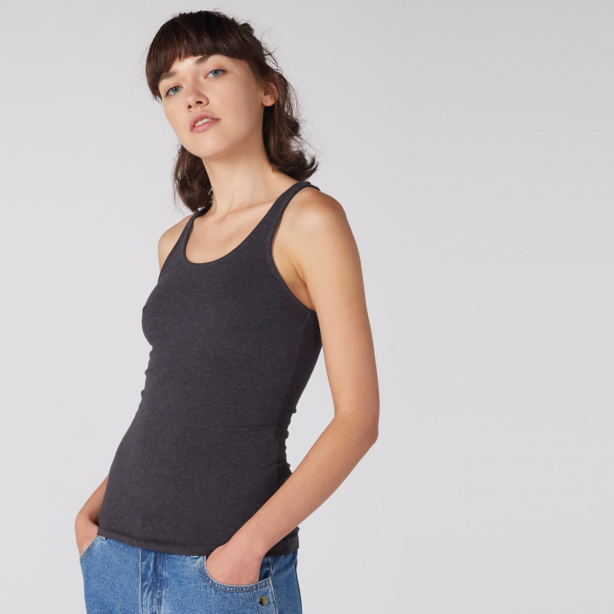 فيست بياقة عميقة وظهر متقاطع-women-clothing-tshirts-image-3
