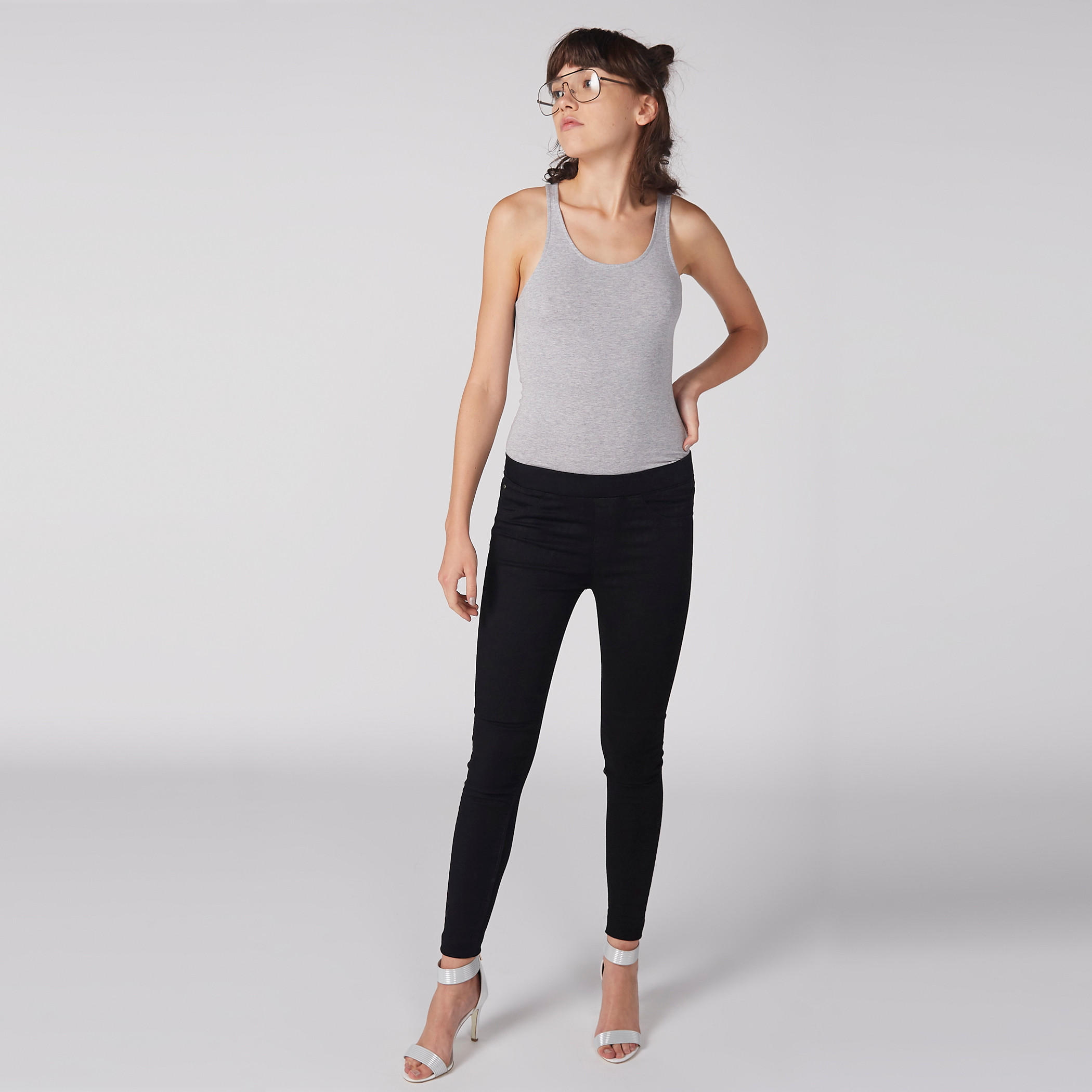 فيست دون أكمام بياقة عميقة-women-clothing-tshirts-image-1