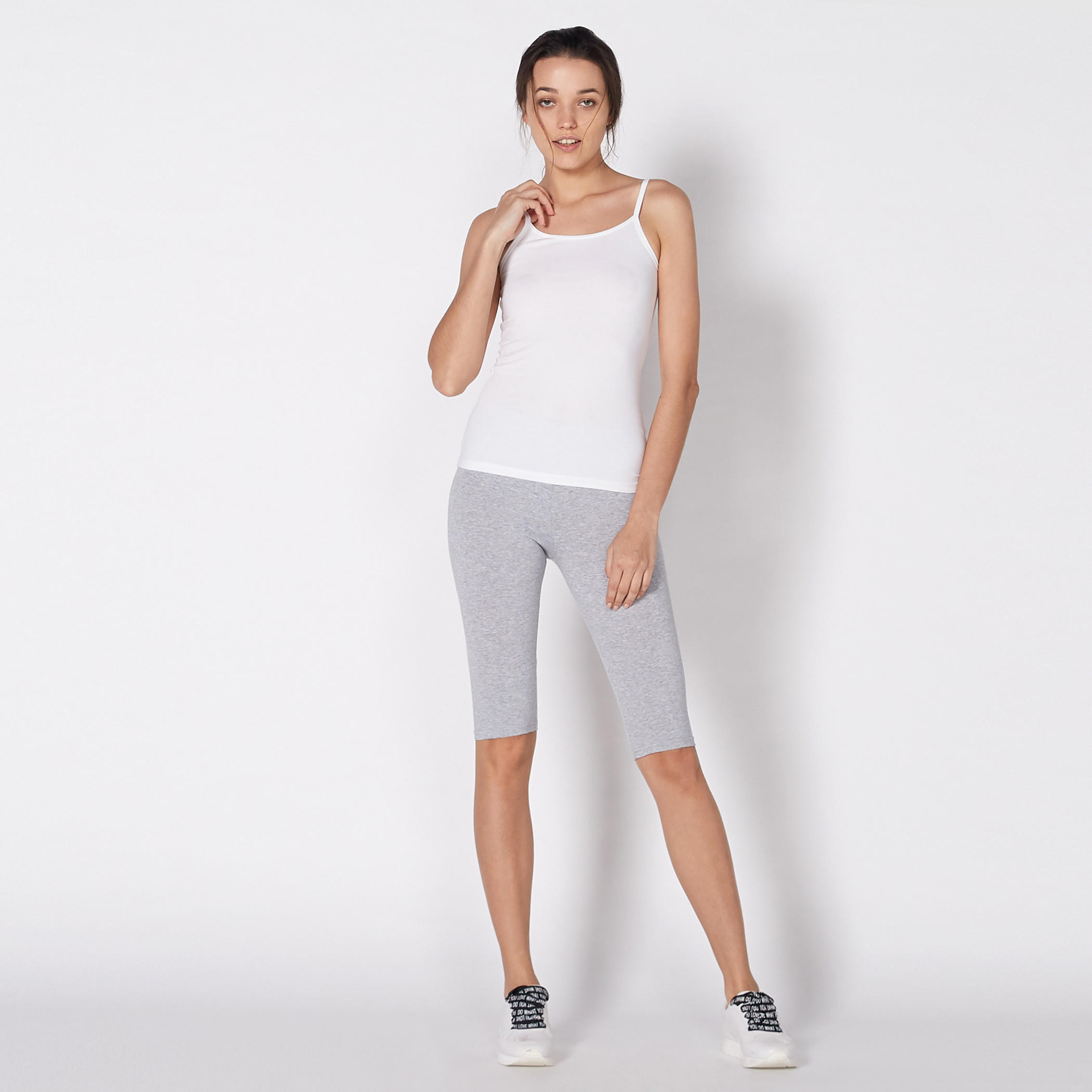 بنطال ليقنز بطول الركبة مع خصر مطّاطي-women-clothing-bottoms-leggings-image-1