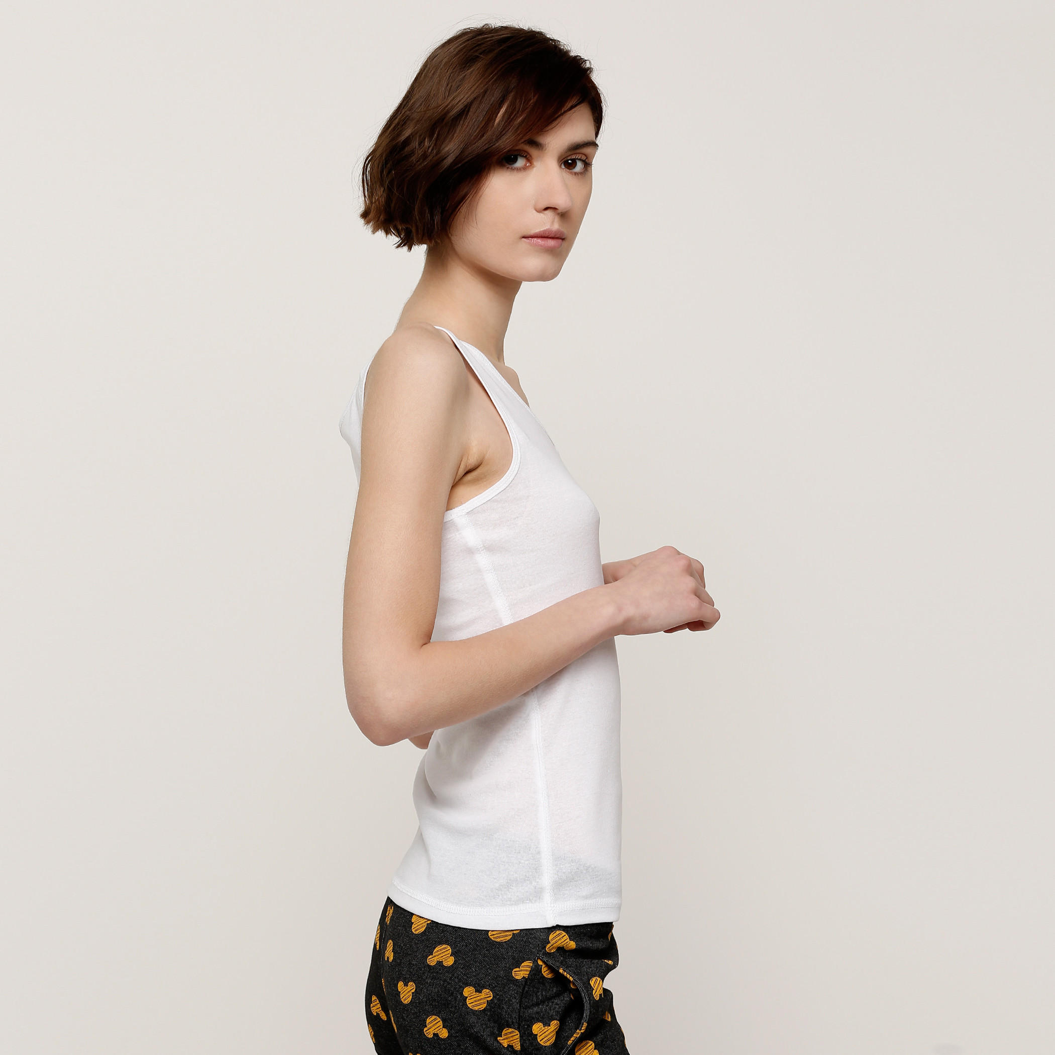 سترة فيست دون أكمام بياقة V-women-clothing-tshirts-image-3