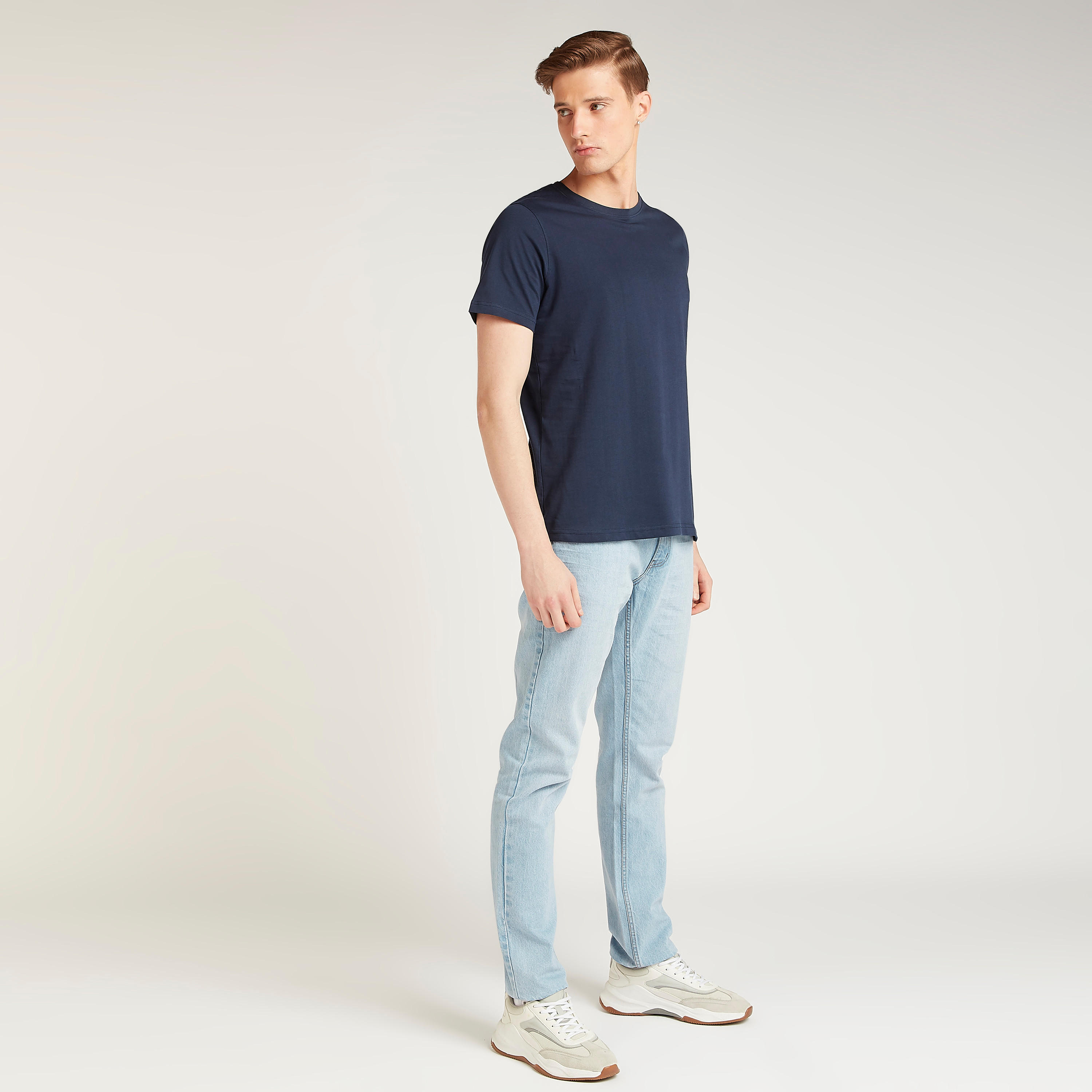 بنطلون جينز طويل بتفاصيل جيوب وحلقات للحزام-men-clothing-bottoms-jeans-image-2