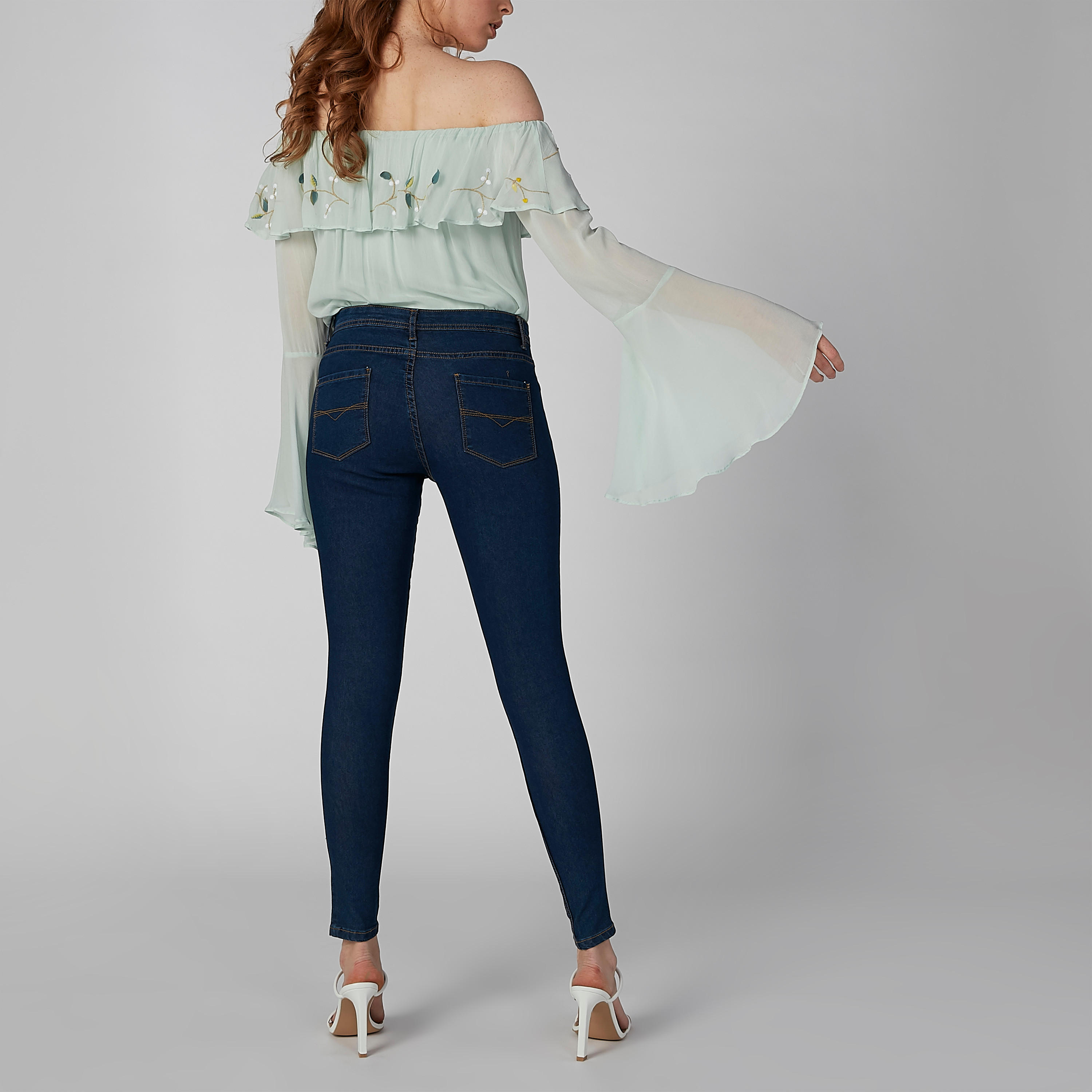 بنطال جينز طويل سادة بجيوب وحلقات للحزام-women-clothing-bottoms-jeans-image-4