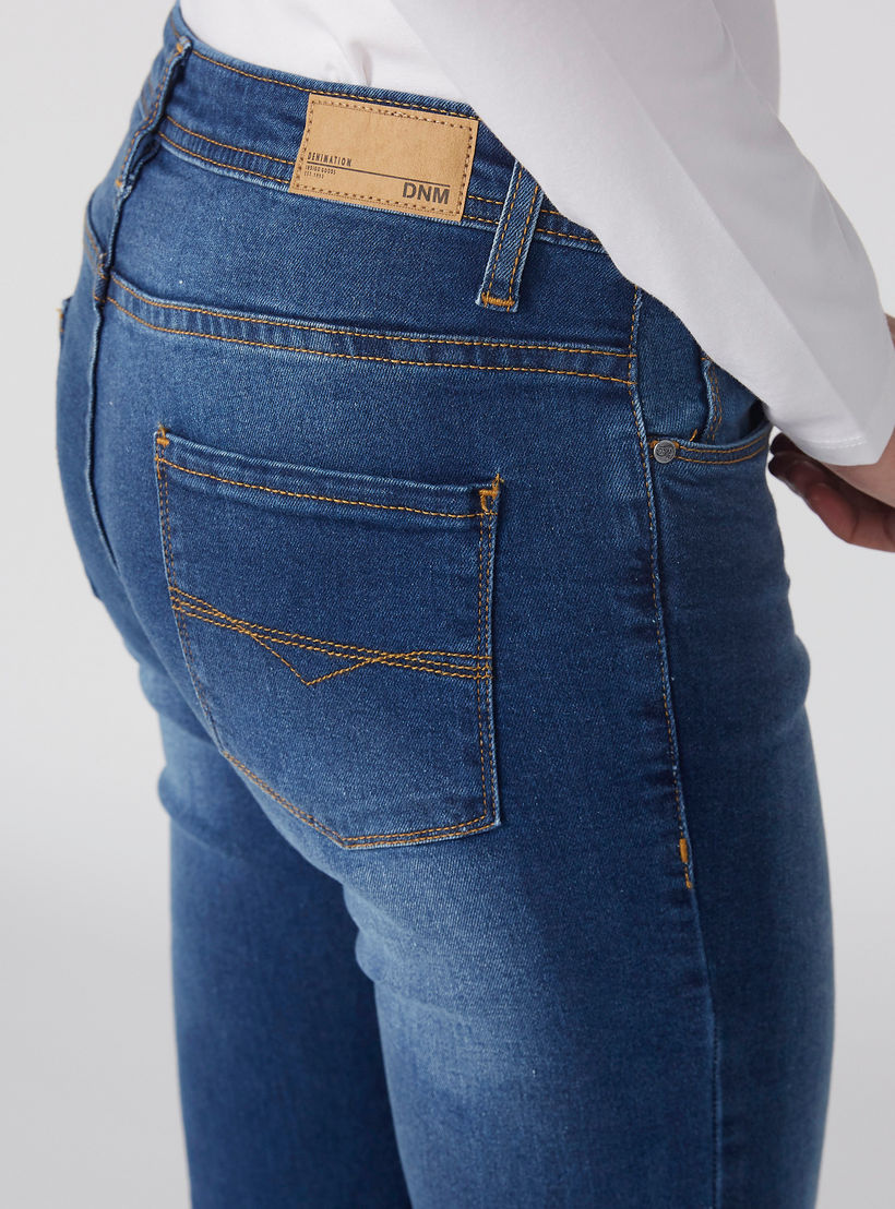 بنطال جينز طويل بزر إغلاق وجيوب-women-clothing-bottoms-jeans-image-4