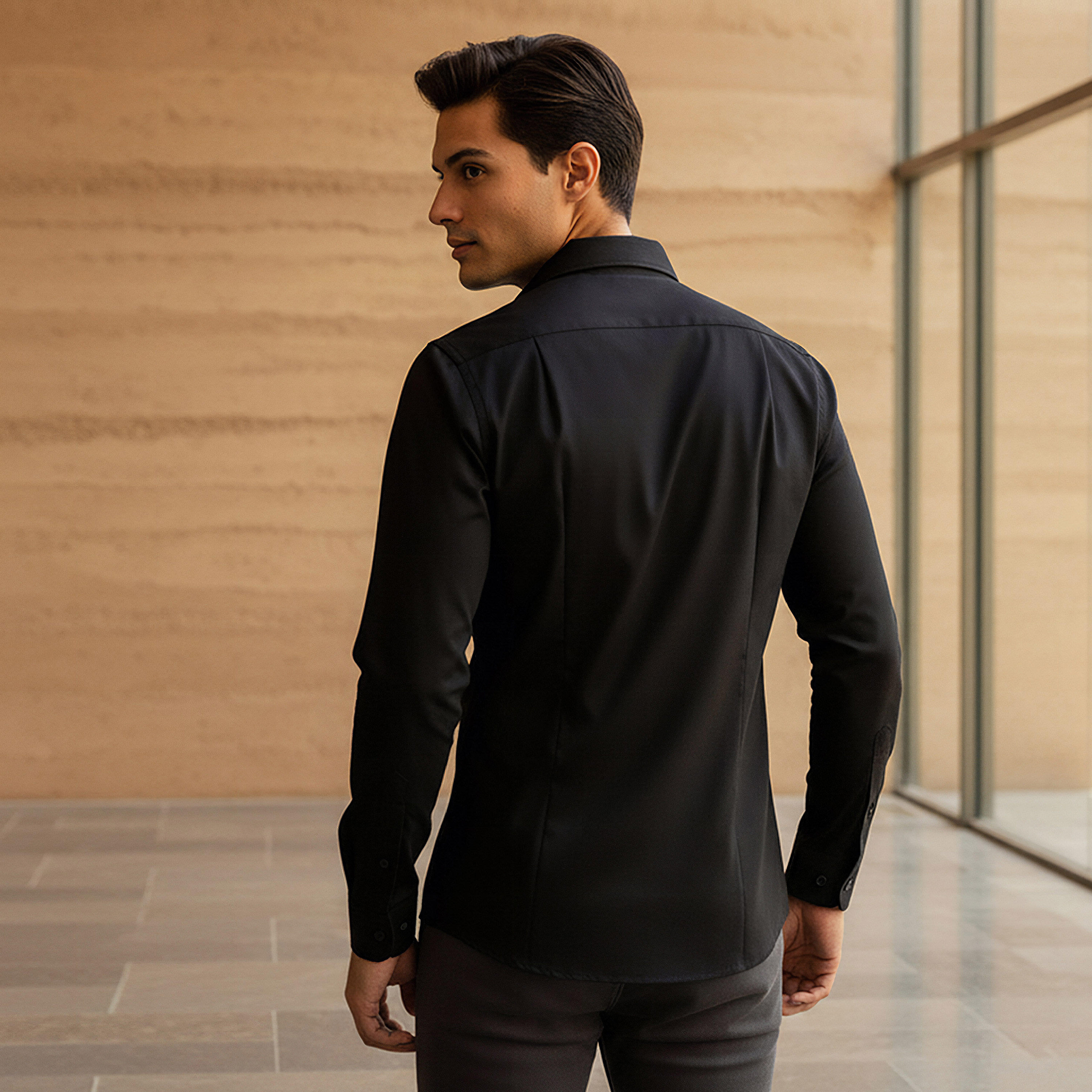 قميص بقصّة عادية وياقة عريضة وأكمام طويلة للرجال-men-clothing-shirts-image-2
