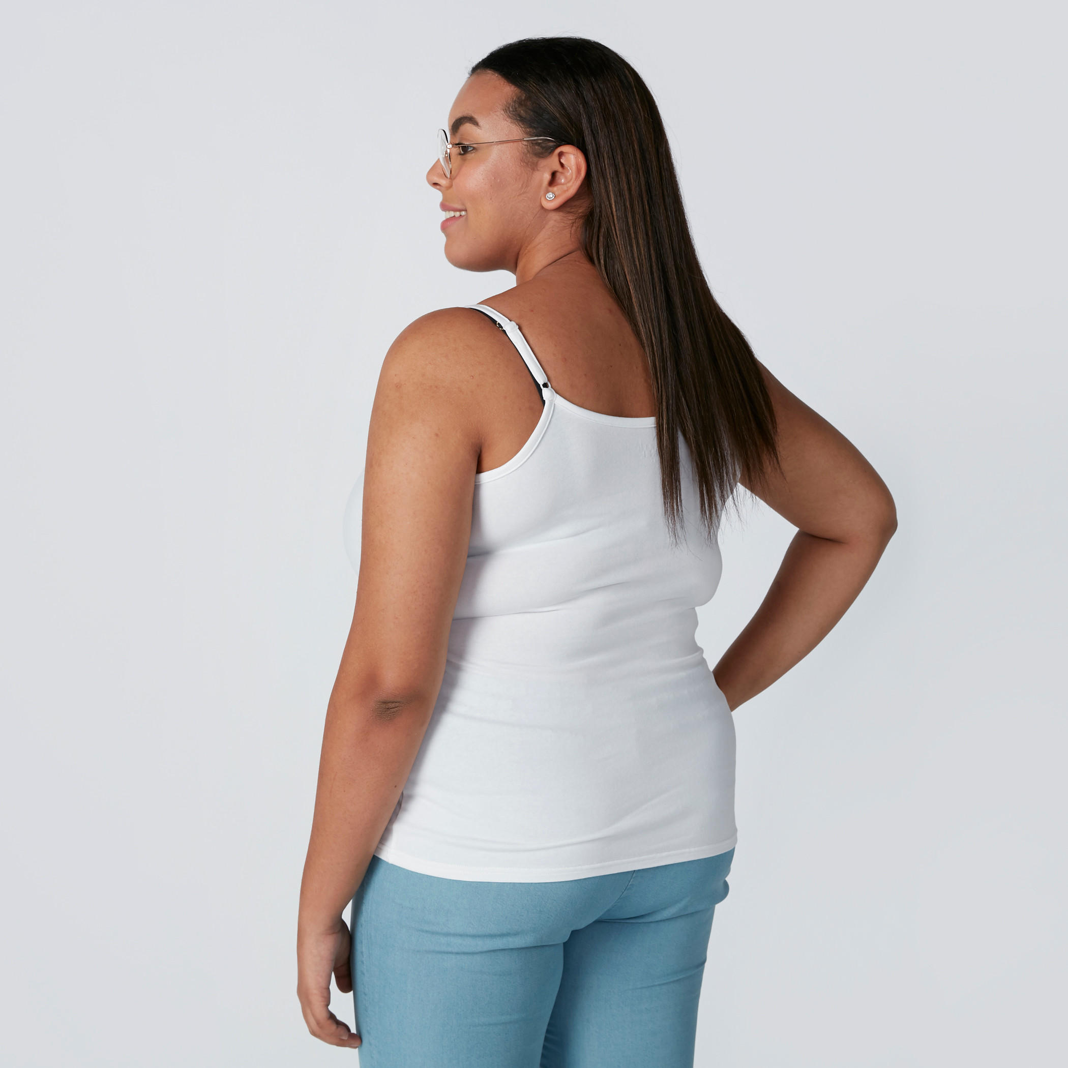 بلوزة مقاس كبير بحمّالات رفيعة قابلة للتعديل-women-clothing-tshirts-image-2