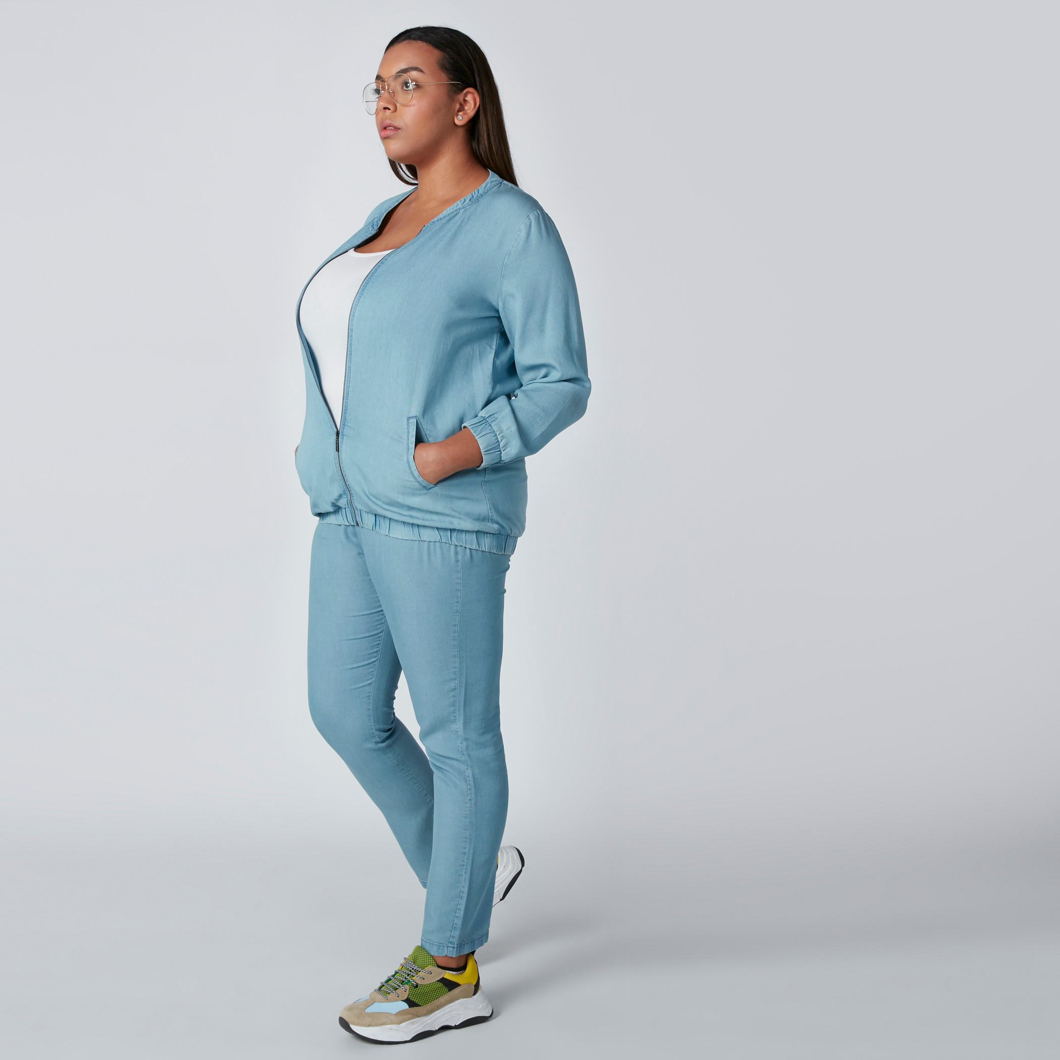 بلوزة مقاس كبير بحمّالات رفيعة قابلة للتعديل-women-clothing-tshirts-image-1