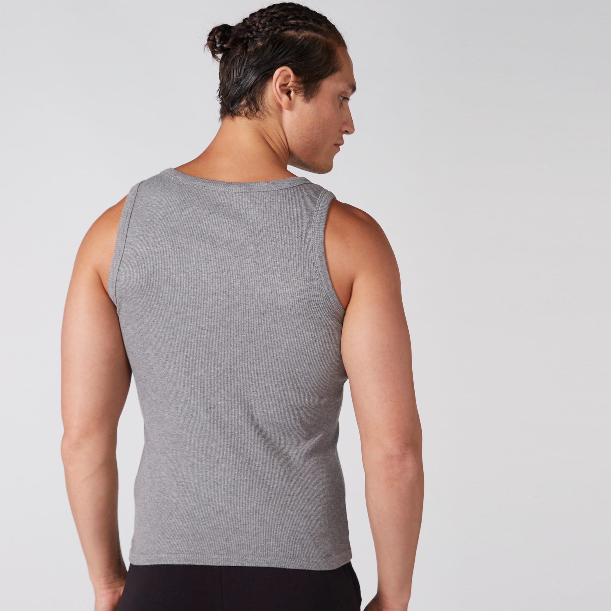سترة فيست بارزة الملمس دون أكمام بياقة عميقة-men-clothing-tshirtsandpolos-vests-image-2