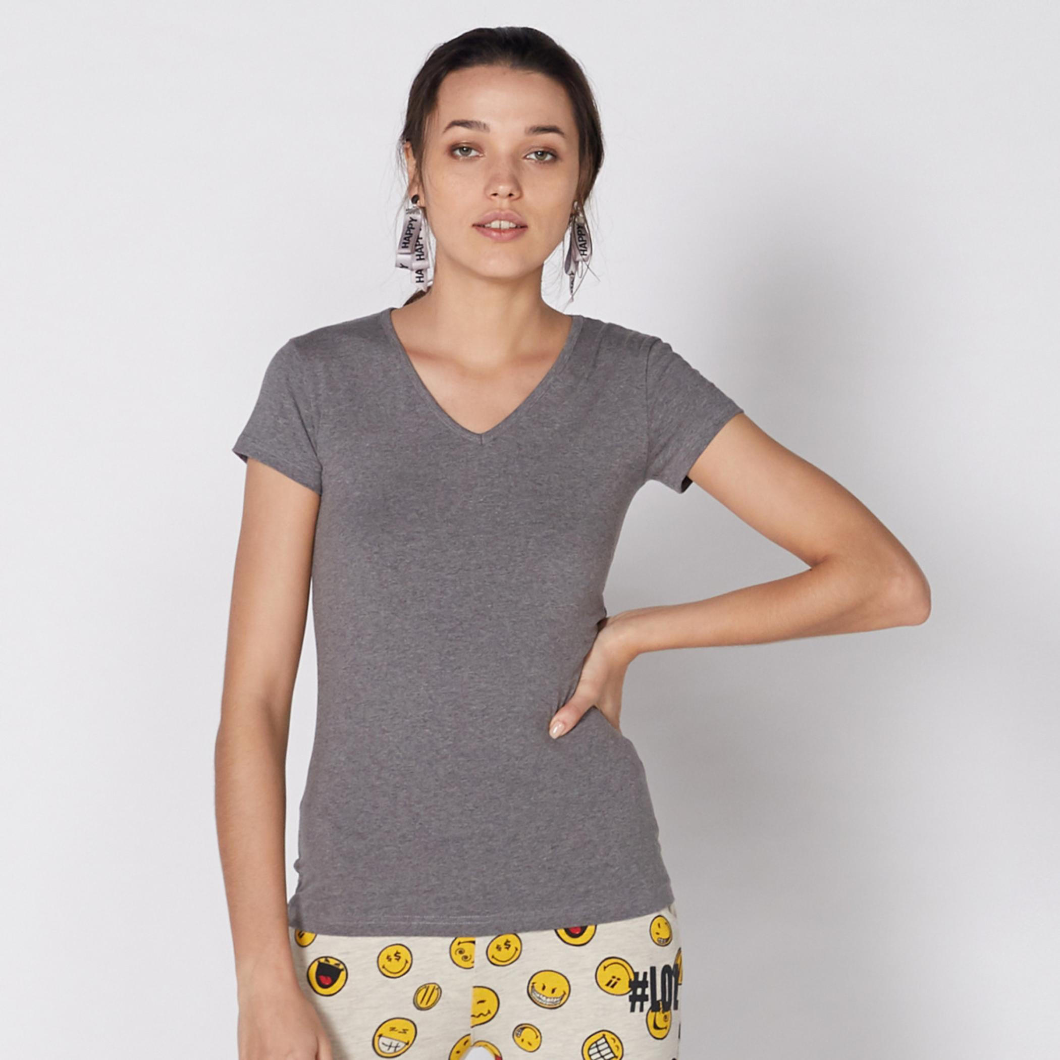 تيشيرت سادة بياقة V وأكمام كاب-women-clothing-tshirts-image-1