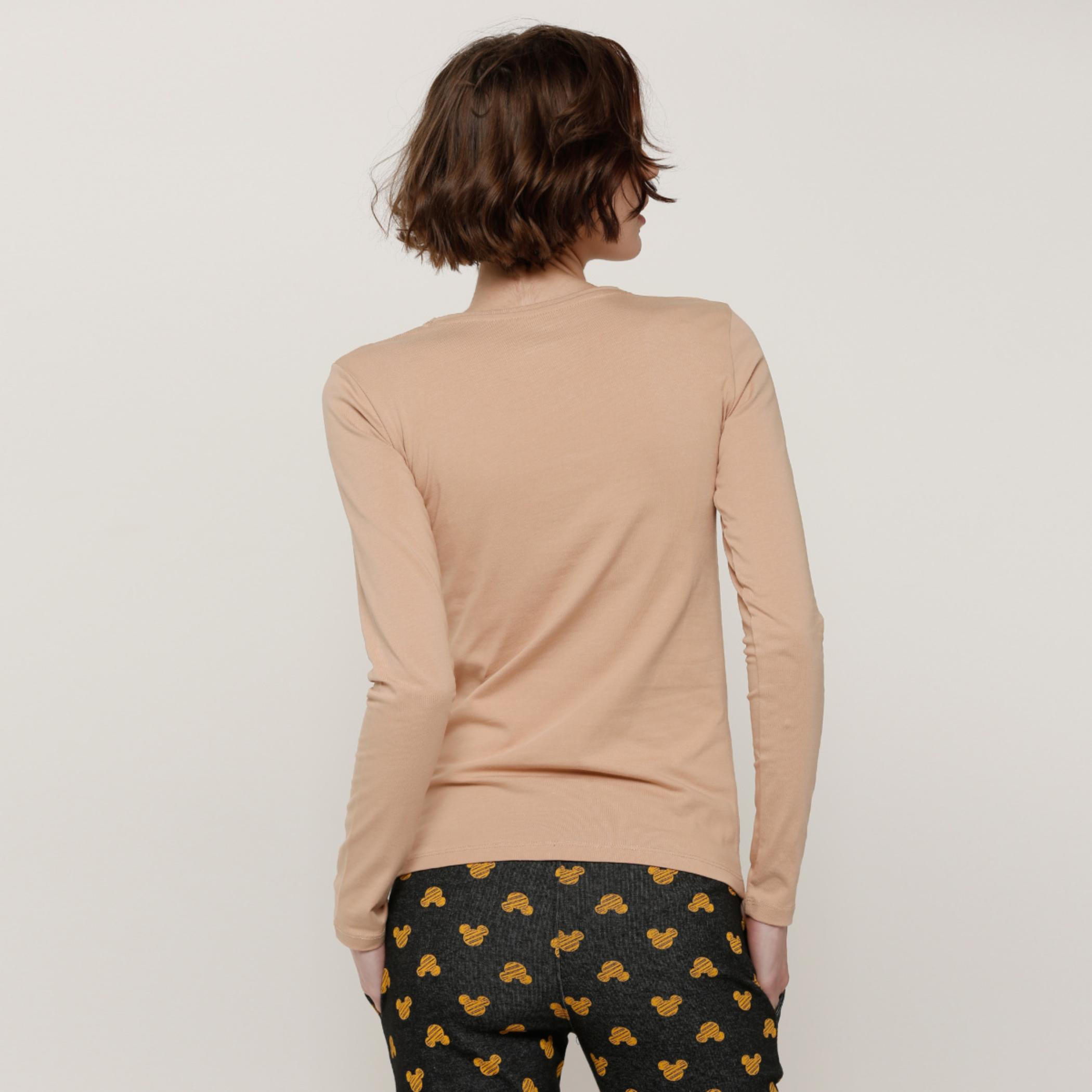 تيشيرت سادة بياقة ضيّقة وأكمام قصيرة-women-clothing-tshirts-image-2