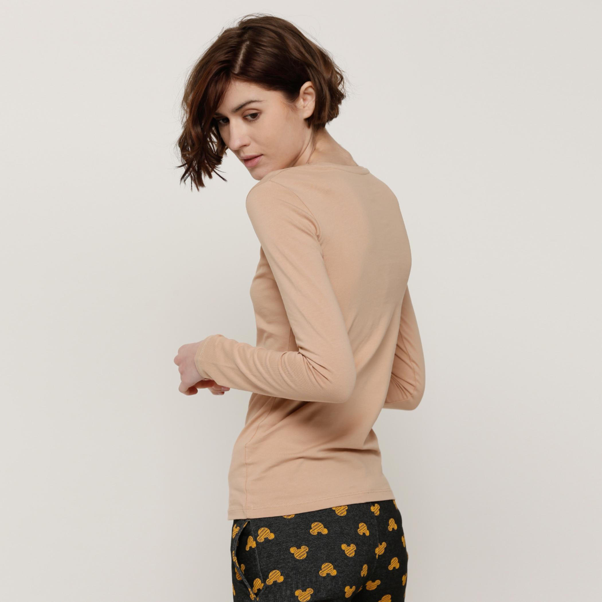 تيشيرت سادة بياقة ضيّقة وأكمام قصيرة-women-clothing-tshirts-image-3