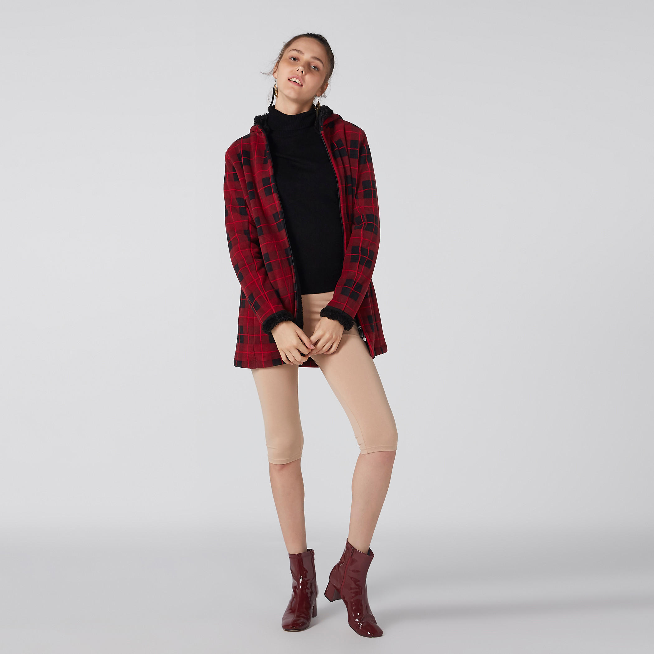 بنطال ليقنز بطول 3/4 وخصر مطاطي-women-clothing-bottoms-leggings-image-3