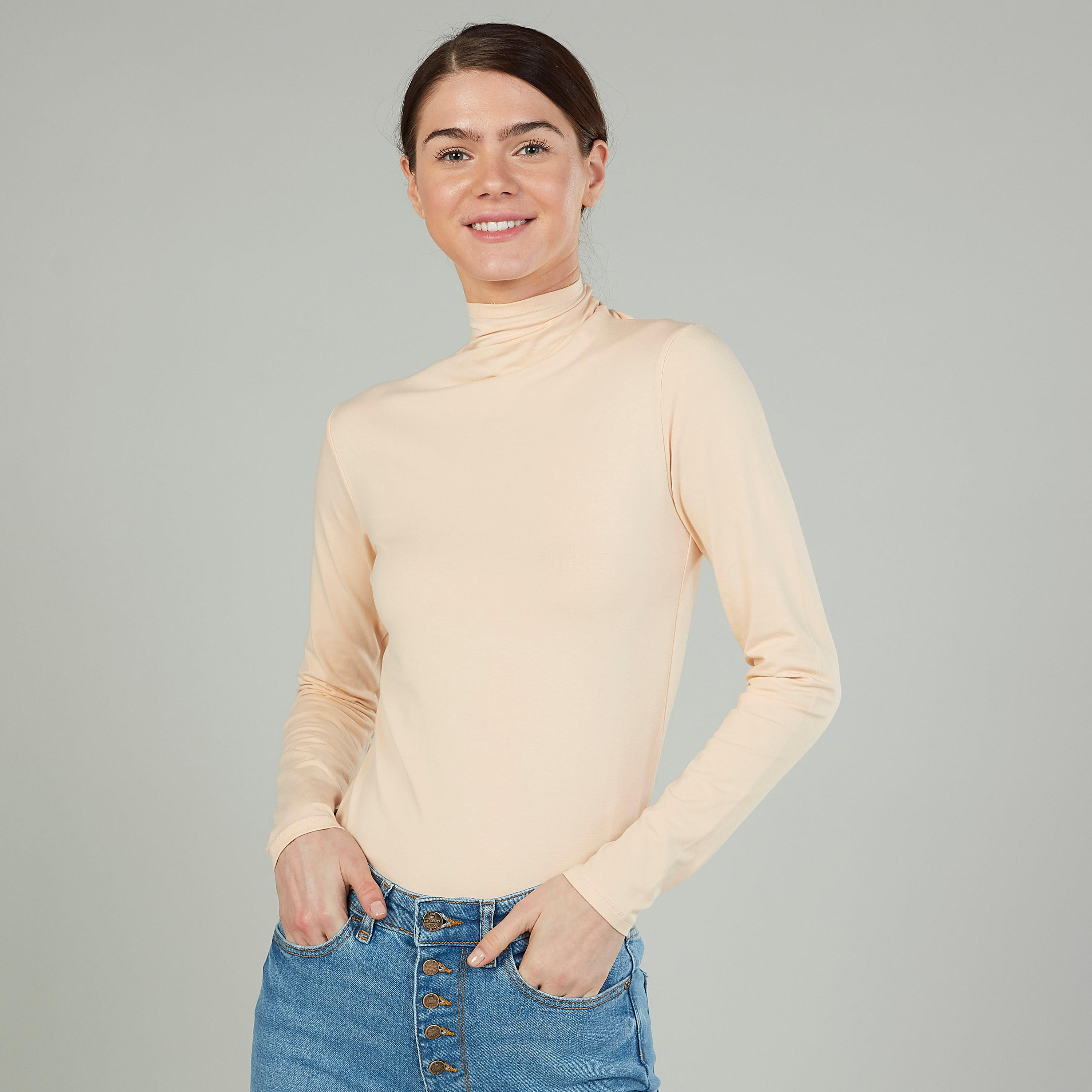 تيشيرت سادة بياقة عالية وأكمام طويلة-women-clothing-tshirts-image-4