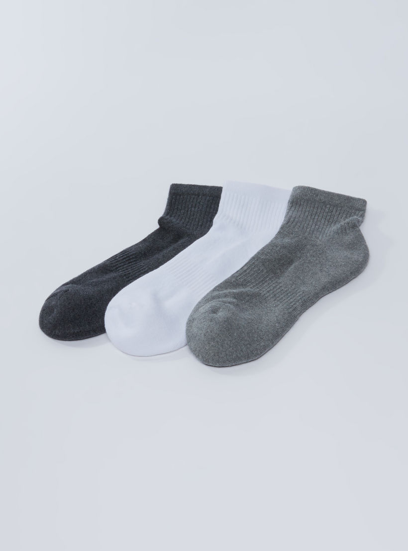 Set of 3 - Textured Ankle Length Socks-men-socks-image-2