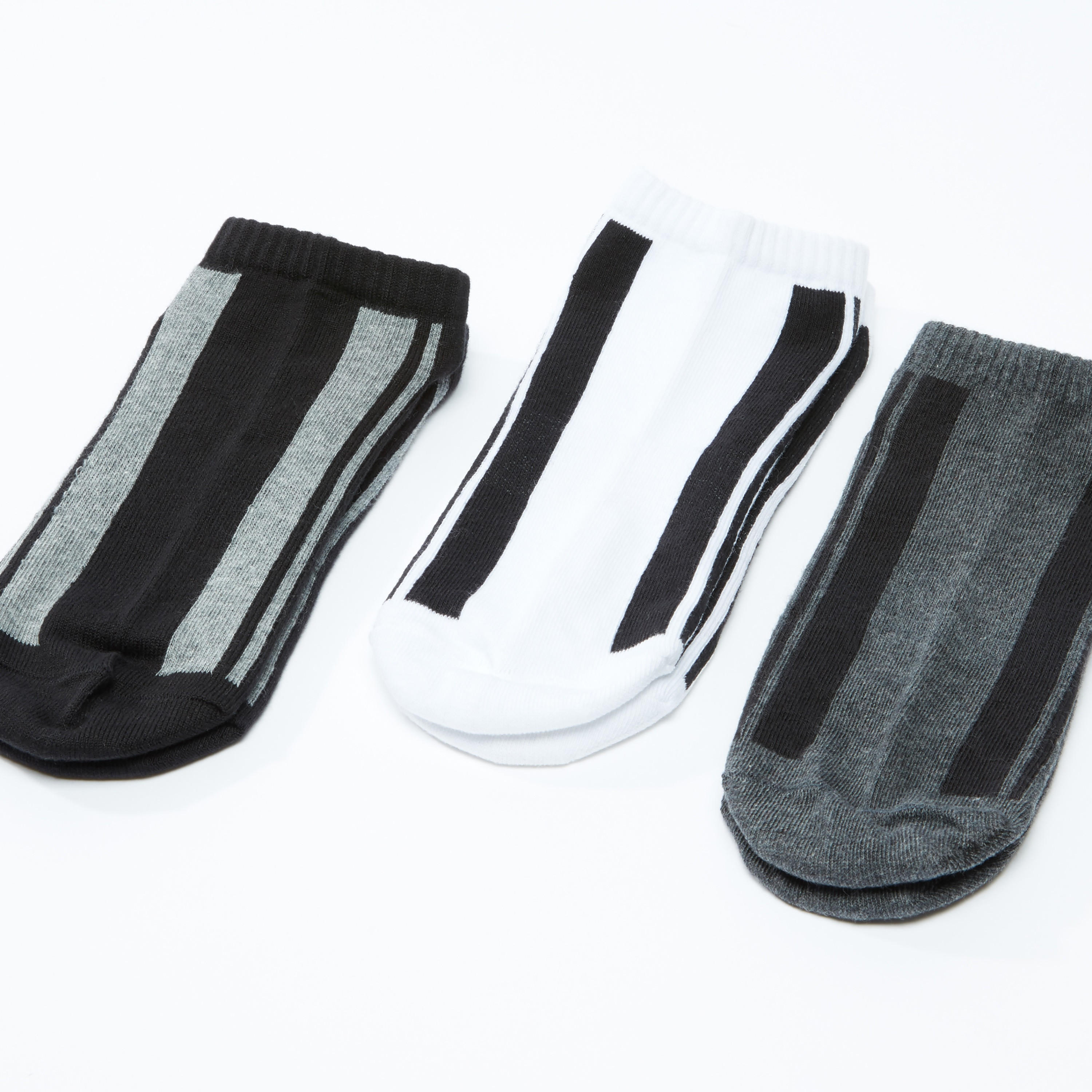 جوارب مخطّطة بطول الكاحل - طقم من 3-men-socks-image-1