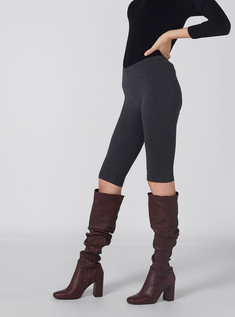 بنطلون ليقنز قصير بخصر مطاطي-women-clothing-bottoms-leggings-image-1