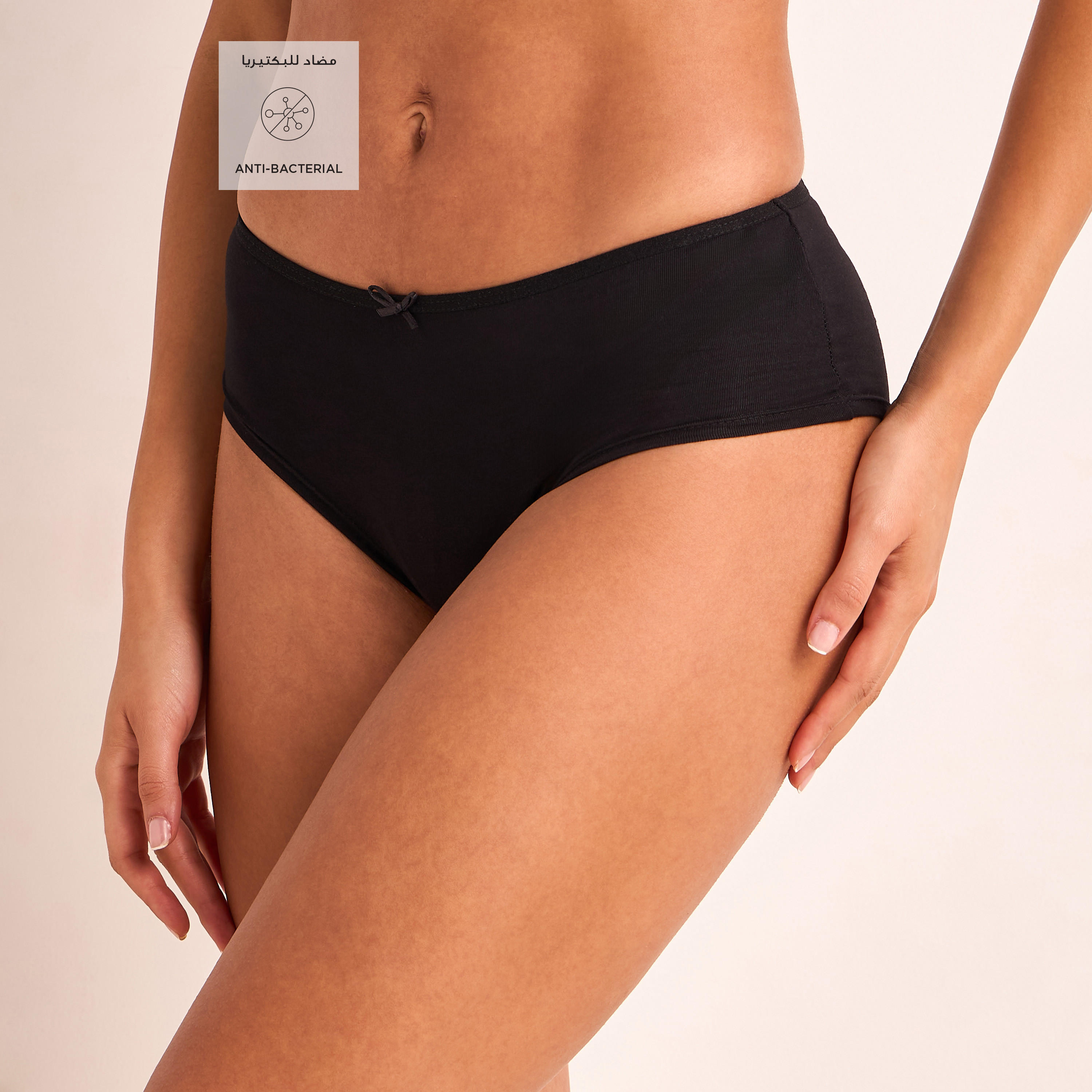 سراويل داخلية بوي شورت بخصر مطاطي وفيونكة وحماية من البكتيريا - طقم من 5 قطع-women-clothing-lingerie-panties-image-2