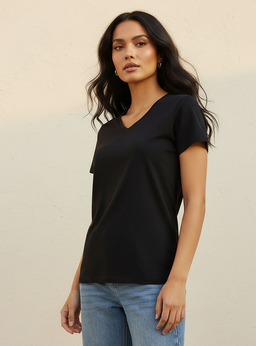 تيشيرت مضاد للبكتيريا بقصة سليم وأكمام كاب-women-clothing-tshirts-image-1
