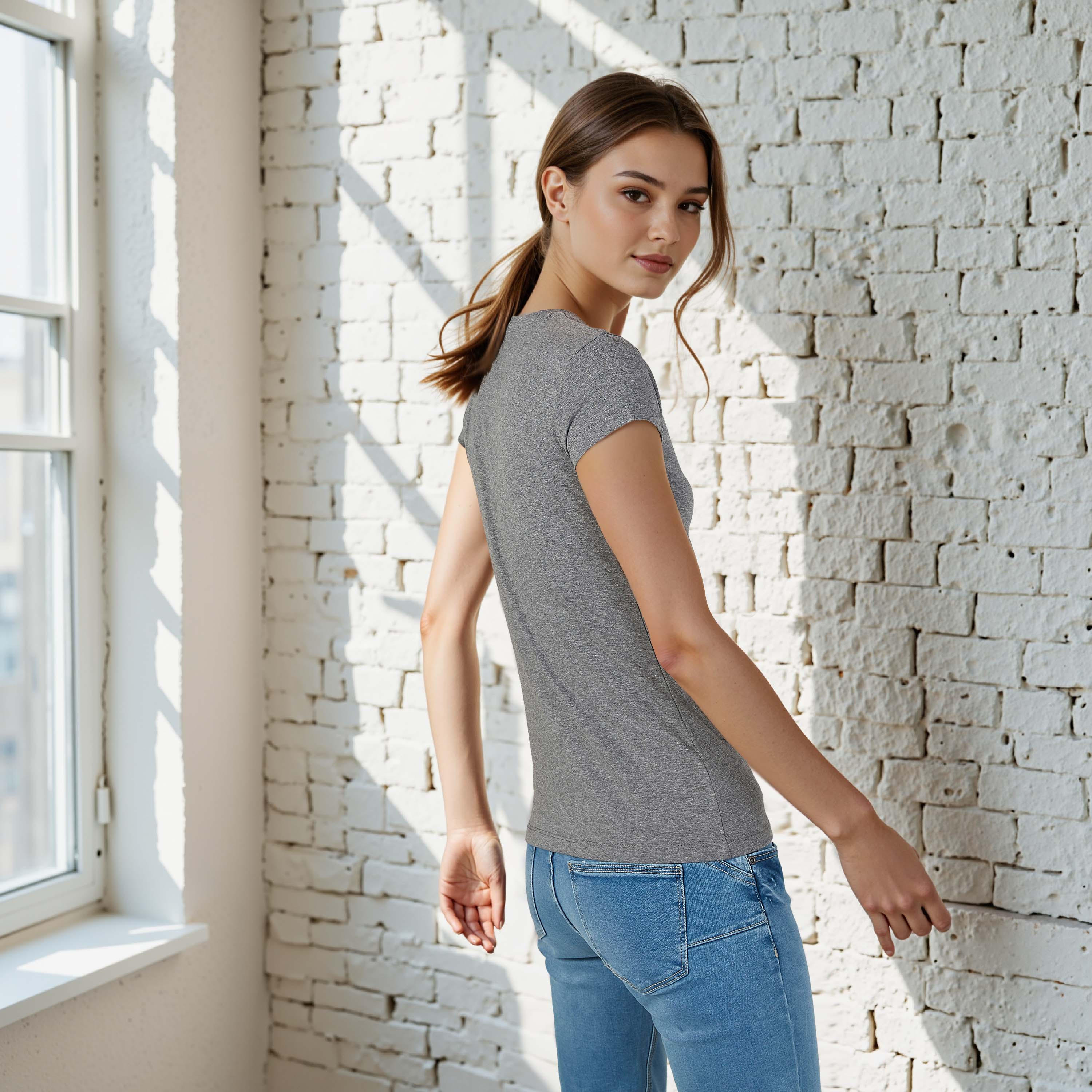 تيشيرت سادة بياقة مستديرة وأكمام كاب-women-clothing-tshirts-image-1