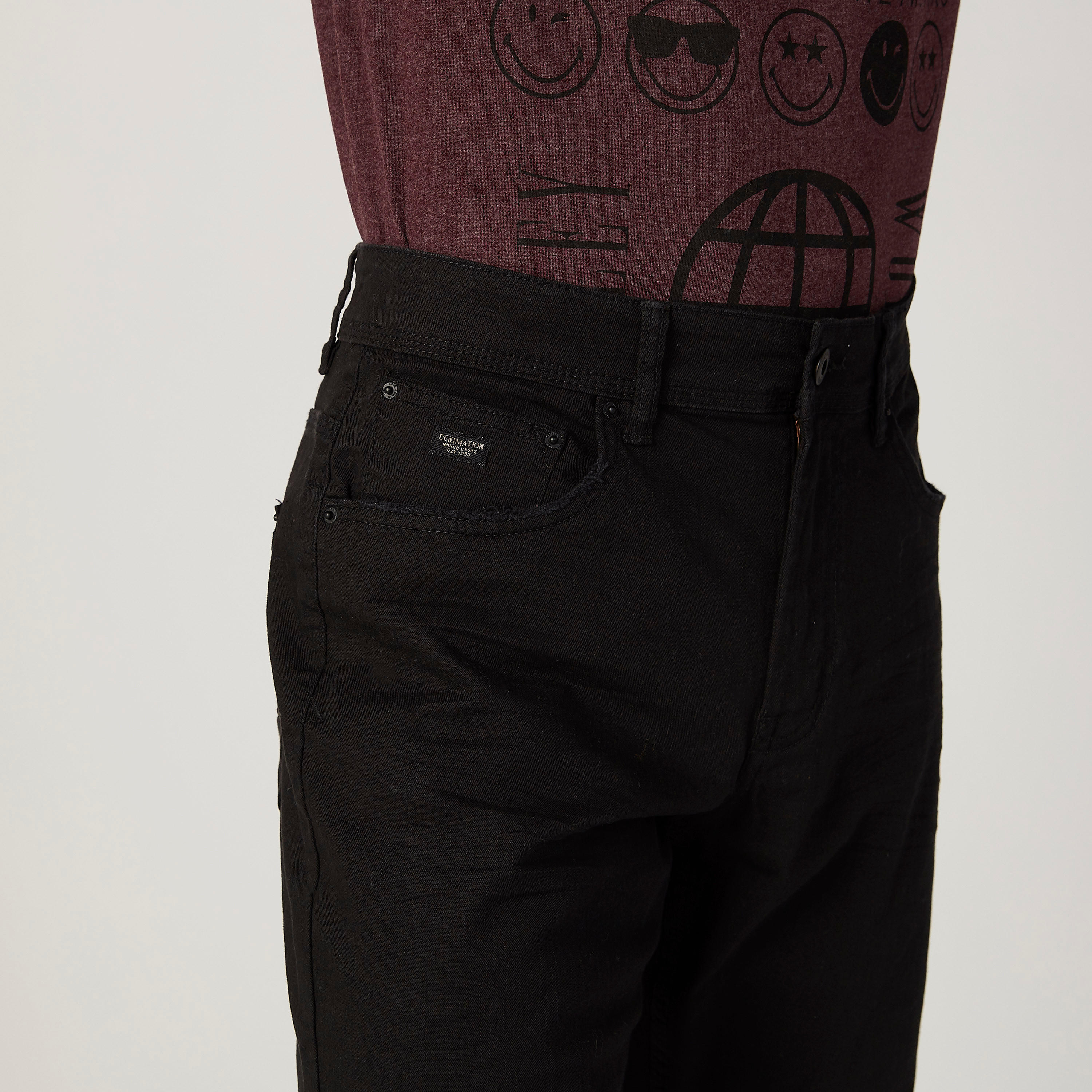 شورت دينم سادة بجيوب وحلقات للحزام-men-clothing-bottoms-shorts-image-4