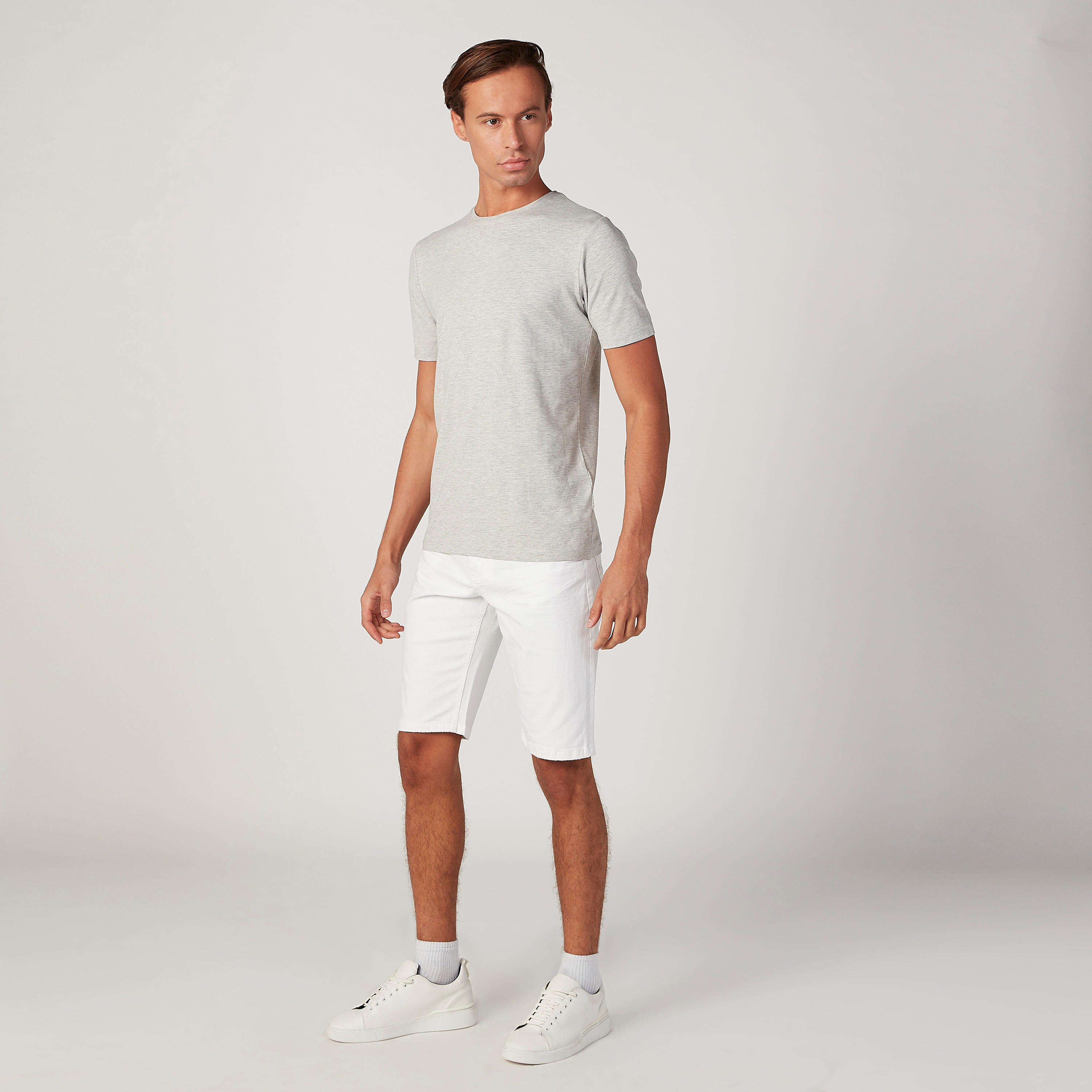 شورت دينم سادة بجيوب وحلقات للحزام-men-clothing-bottoms-shorts-image-2