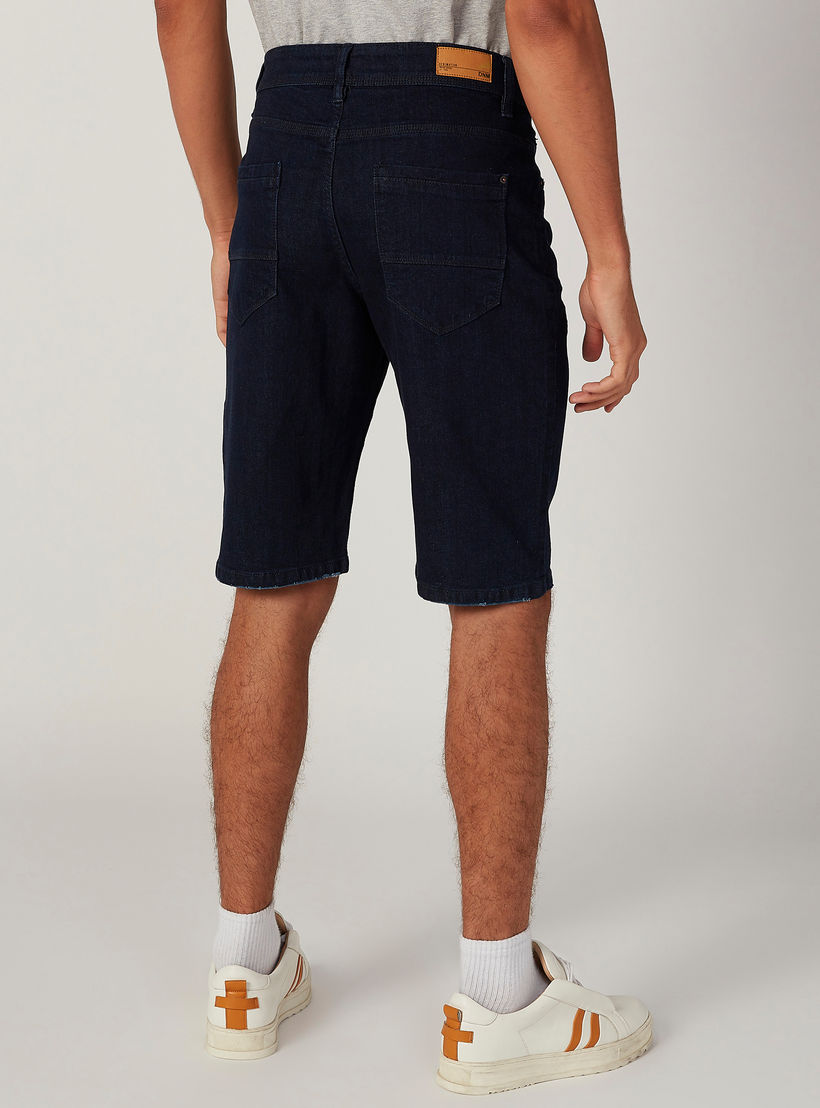 شورت دينم سادة بجيوب وحلقات للحزام-men-clothing-bottoms-shorts-image-2