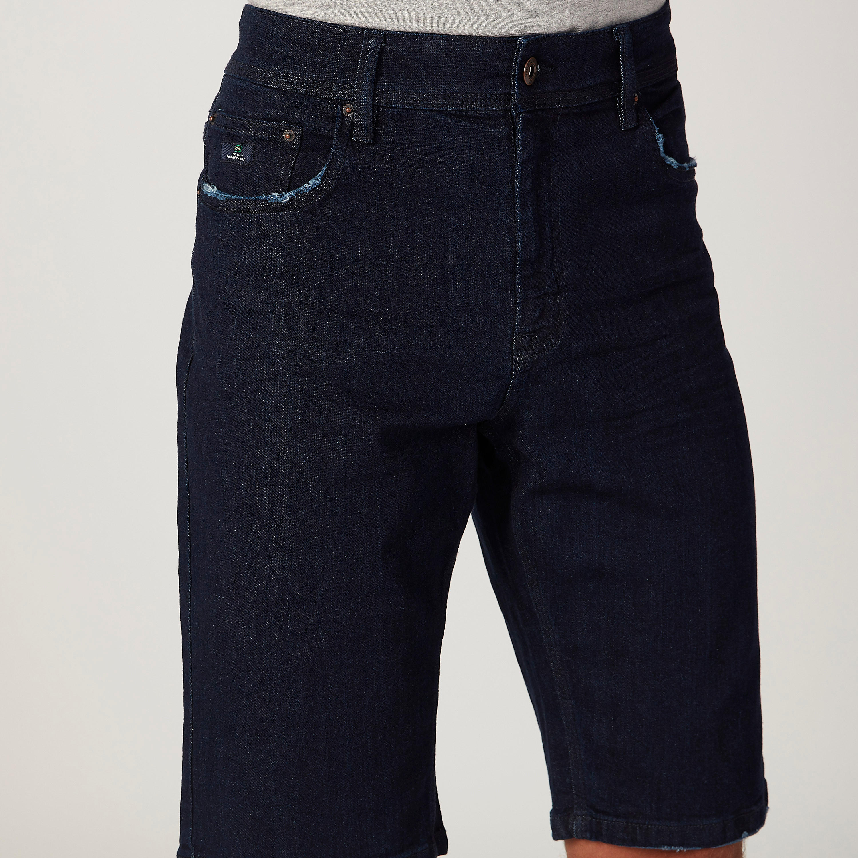 شورت دينم سادة بجيوب وحلقات للحزام-men-clothing-bottoms-shorts-image-1