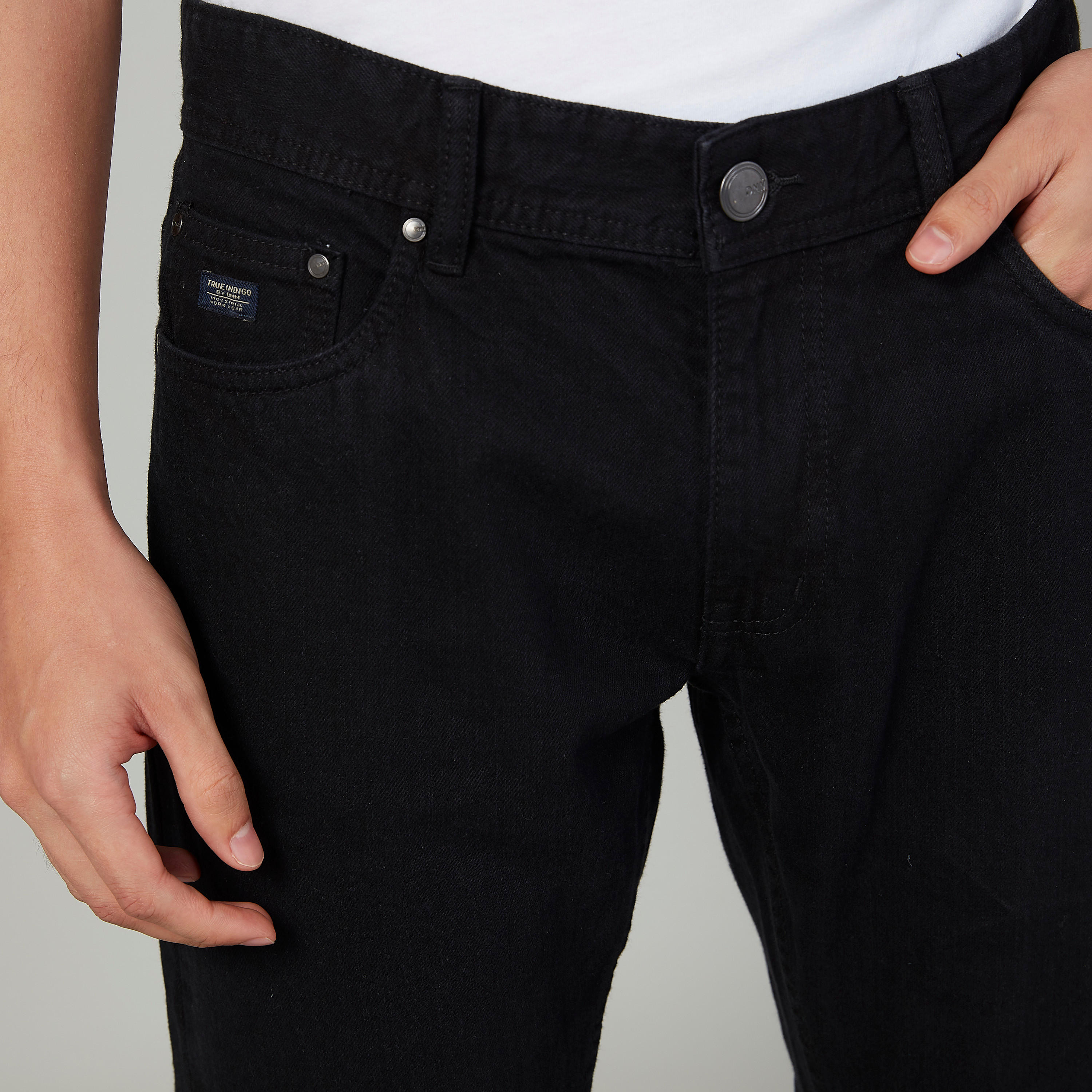 جينز سادة طويل بجيوب وحلقات للحزام-men-clothing-bottoms-jeans-image-3