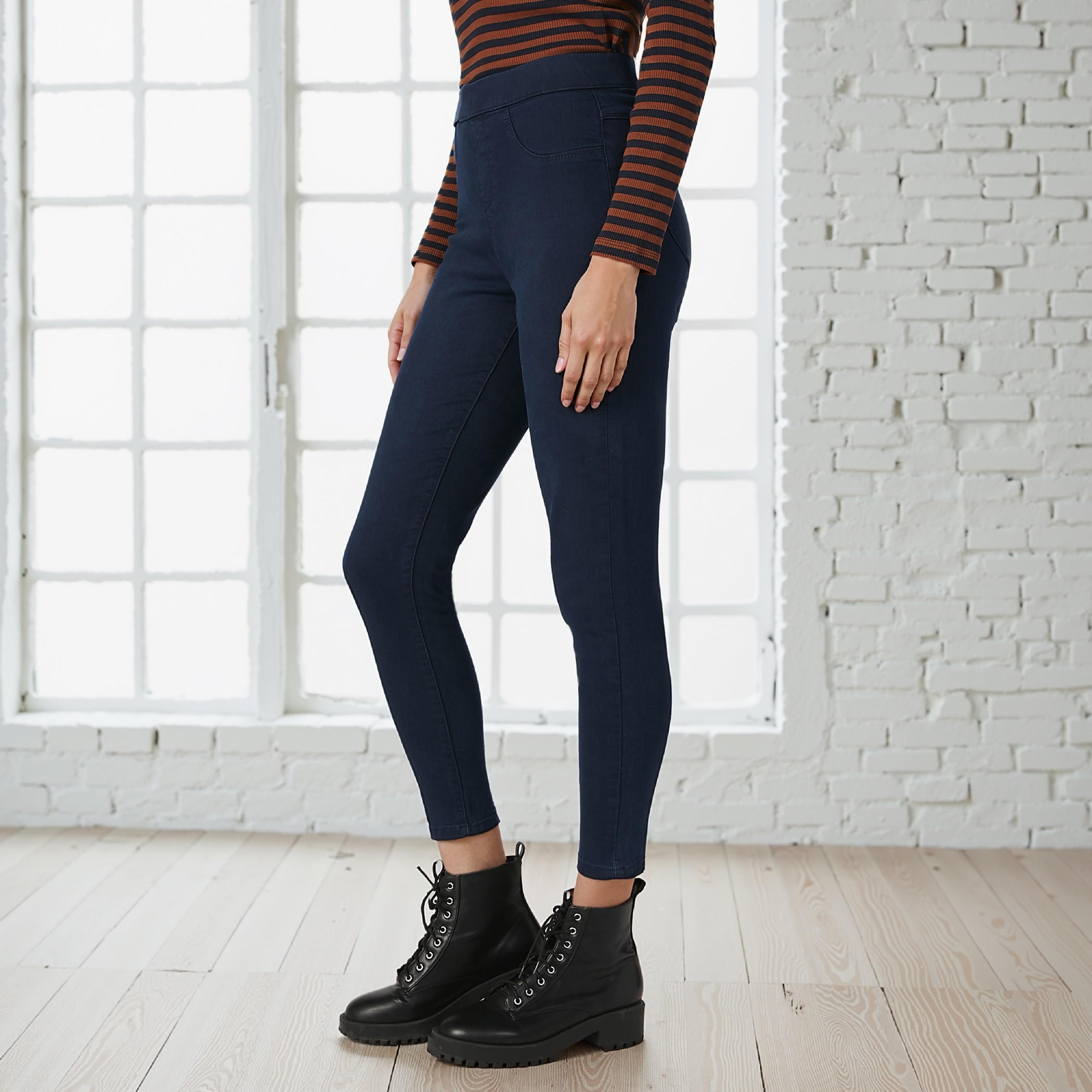 Lee Cooper Plain Jeggings with Pocket Detail and Elasticised Waistband-women-clothing-bottoms-leggings-image-4
