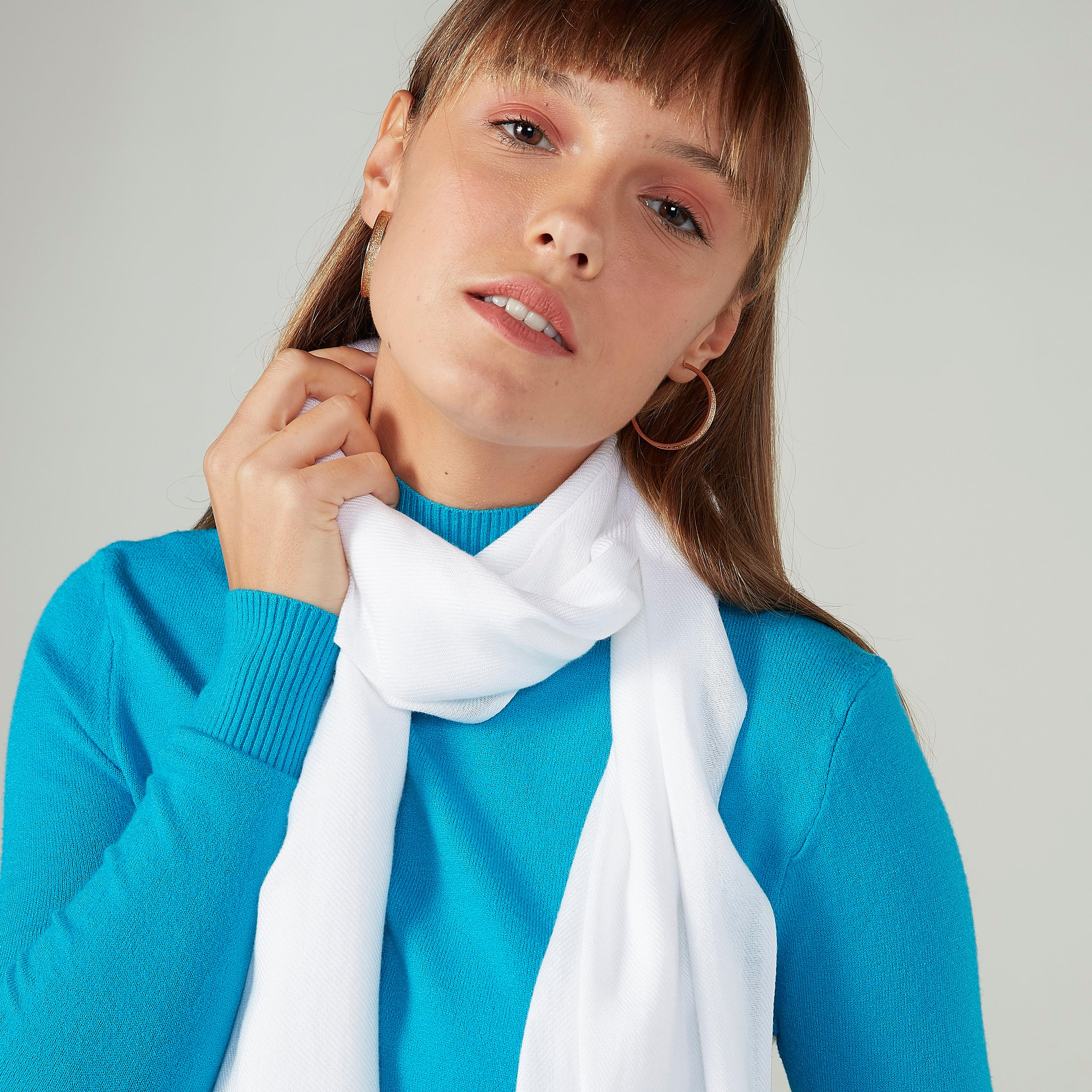 وشاح سادة بشراشيب-women-winterwear-scarves-image-2