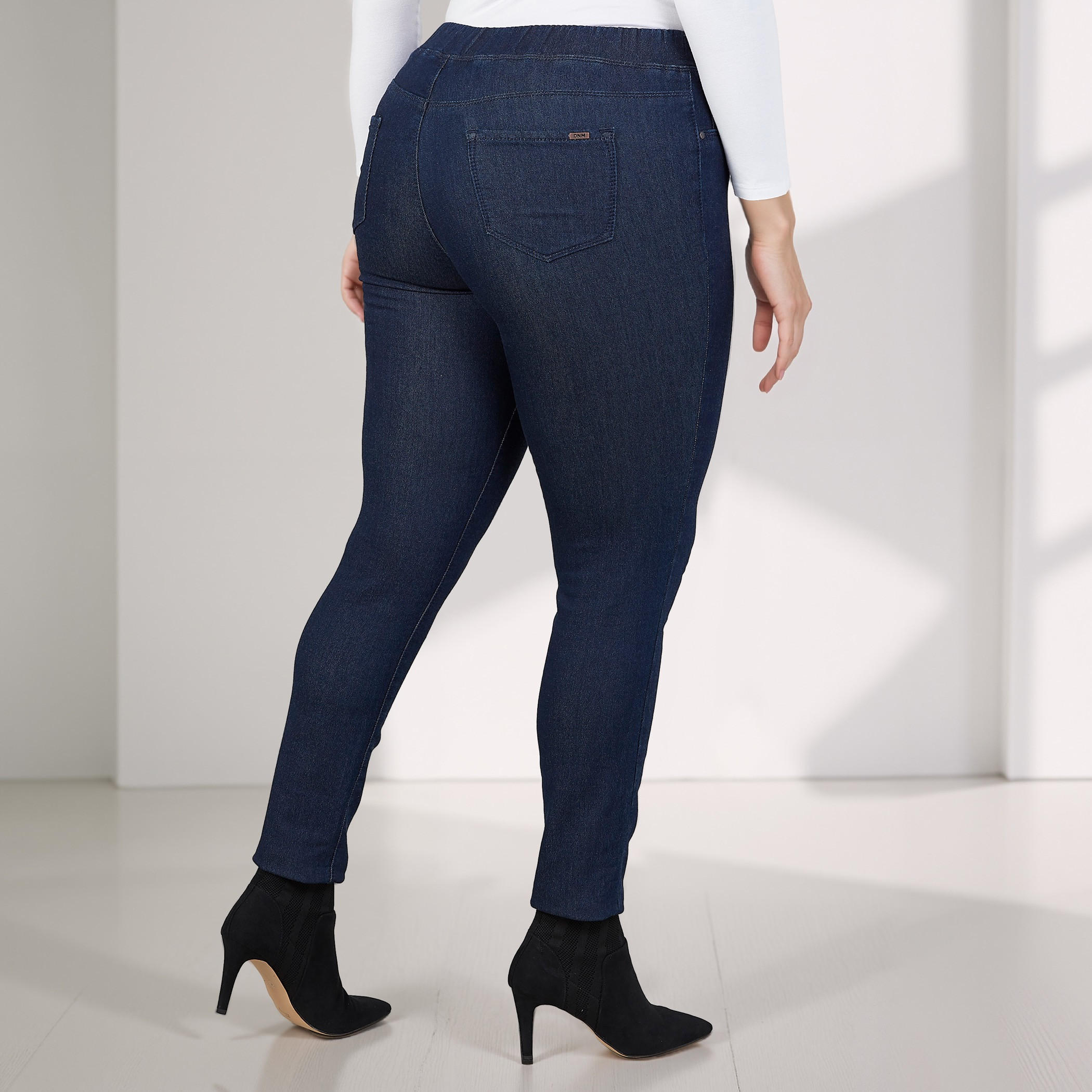 Plus Size Plain Jeggings with Elasticised Waistband and Pocket Detail-women-clothing-bottoms-leggings-image-3