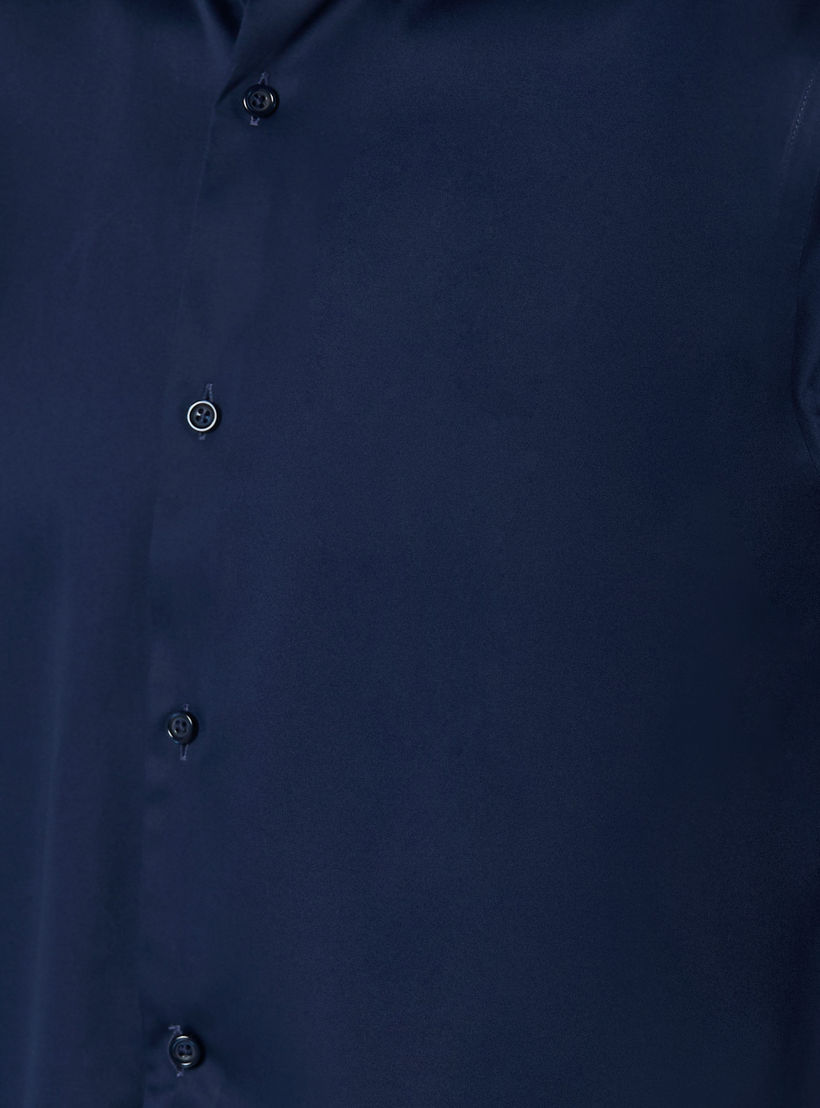 قميص بقصّة عادية وياقة عريضة وأكمام طويلة للرجال-men-clothing-shirts-image-4