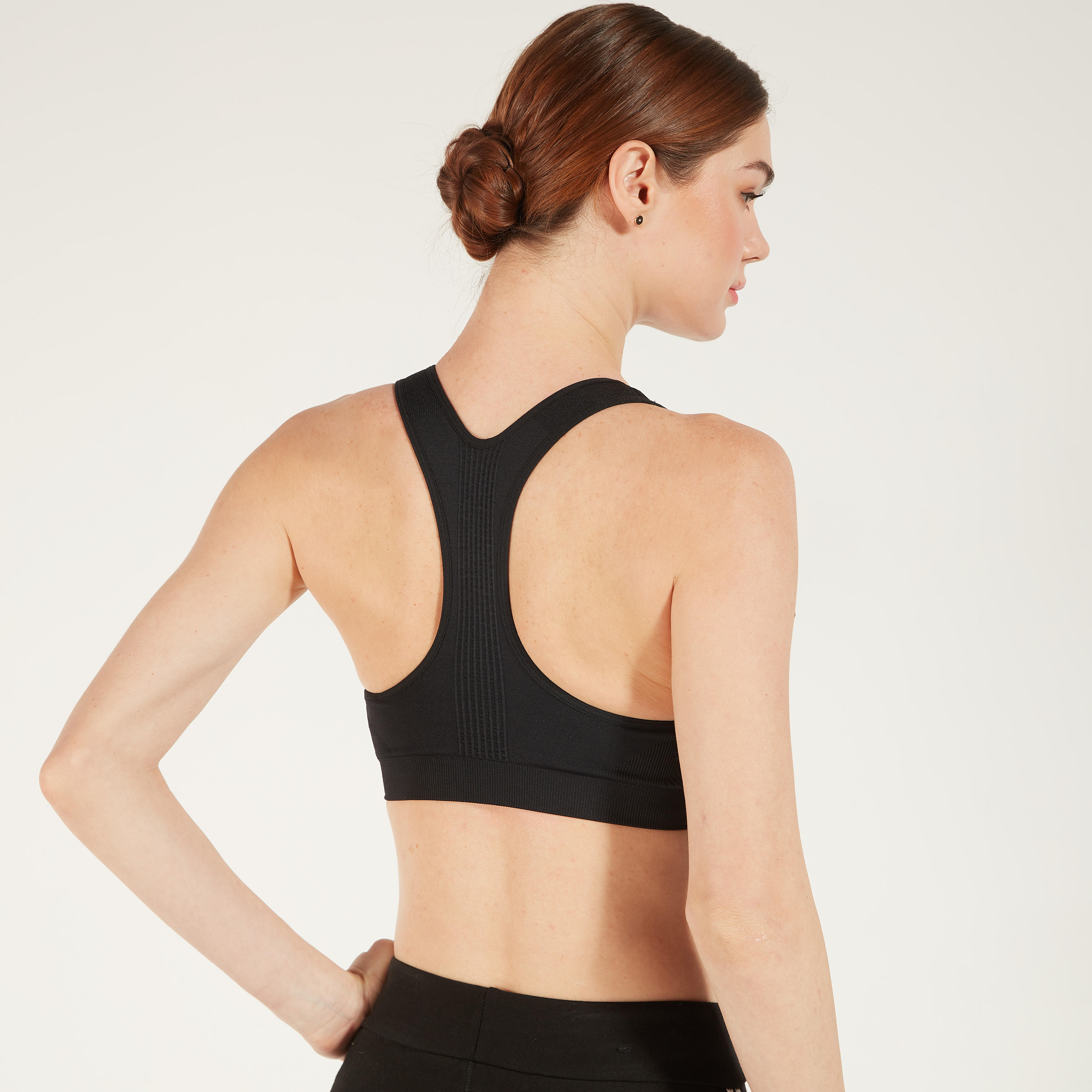 Textured Seamless Sports Bra with Racerback-women-clothing-lingerie-bras-image-4