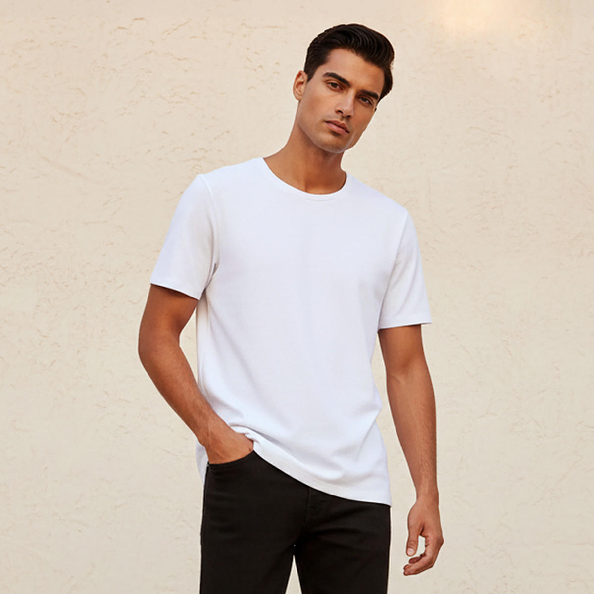 Iconic Slim Fit Textured Crew Neck T-shirt with Short Sleeves-men-clothing-tshirtsandpolos-tshirts-image-1