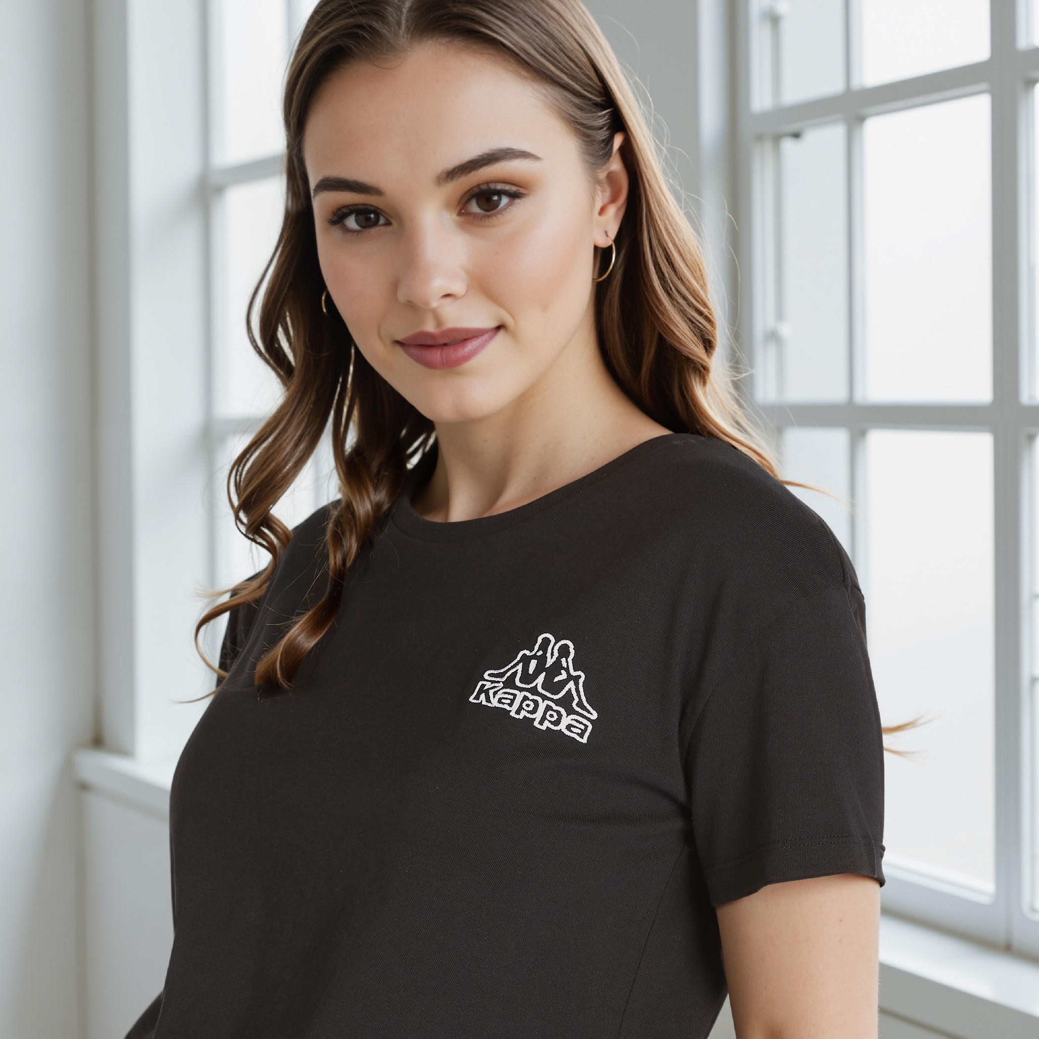 تيشيرت سادة بياقة مستديرة وأكمام قصيرة من كابا-women-clothing-tshirts-image-4
