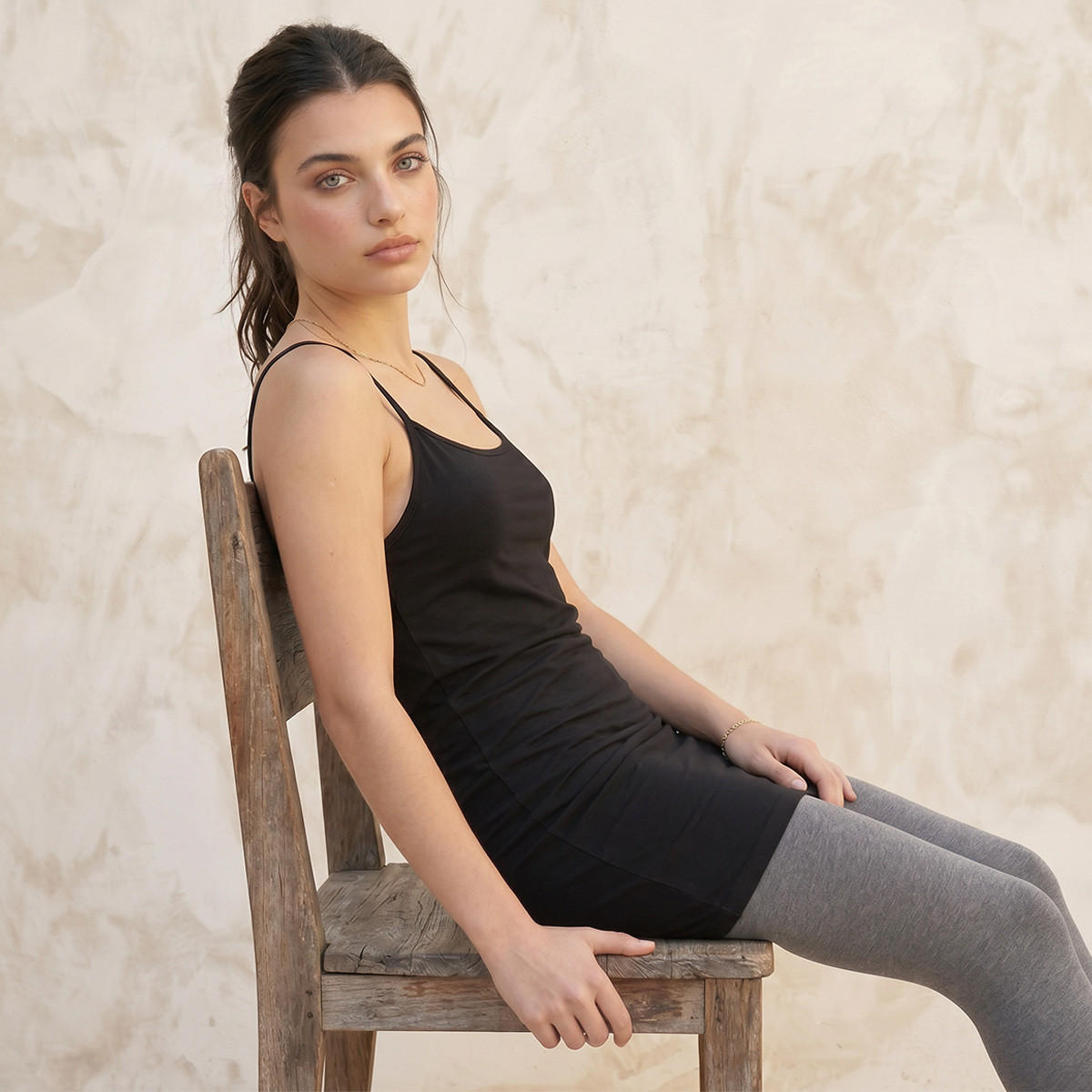 تانك توب بحمّالات رفيعة وحماية من البكتيريا من سبلاش بيزيكس-women-clothing-tshirts-image-5
