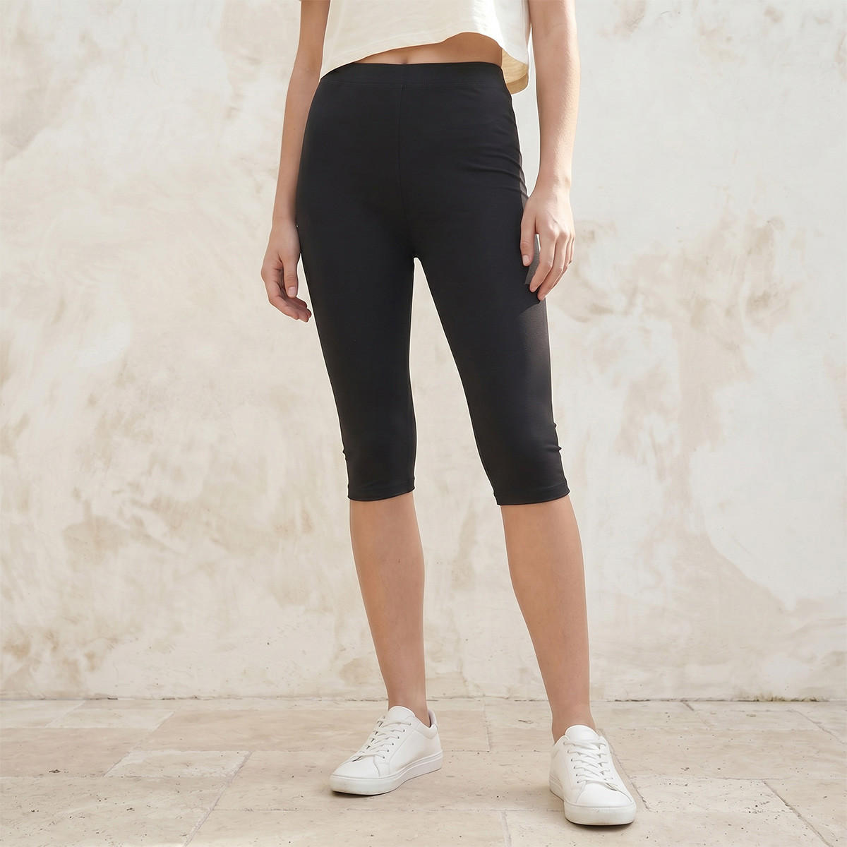 شورت ركوب الدراجات بتصميم فائق التمدد وخصر عالي مطاطي من سبلاش بيزيكس-women-clothing-leggings-image-1