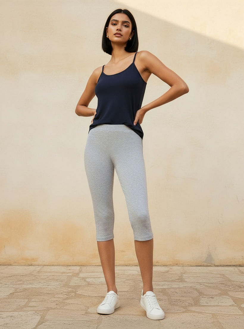 شورت بايكر بخصر عالي فائق التمدد مع حزام خصر مرن ومريح-women-clothing-bottoms-leggings-image-3