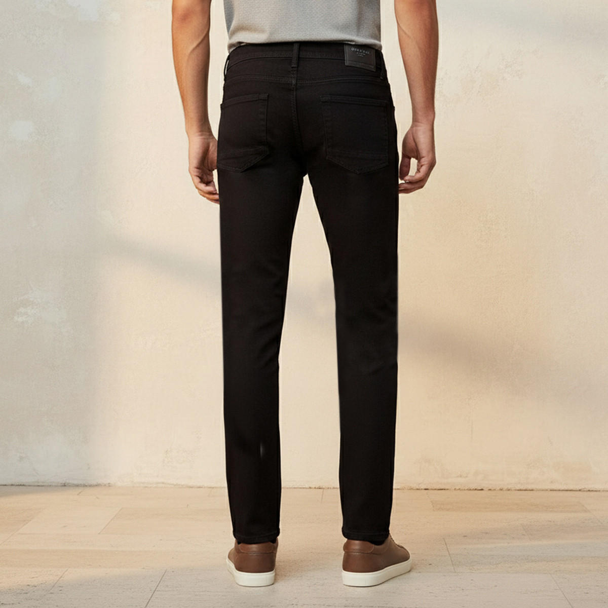 بنطلون جينز بقصة سليم وجيوب-men-clothing-bottoms-jeans-image-1