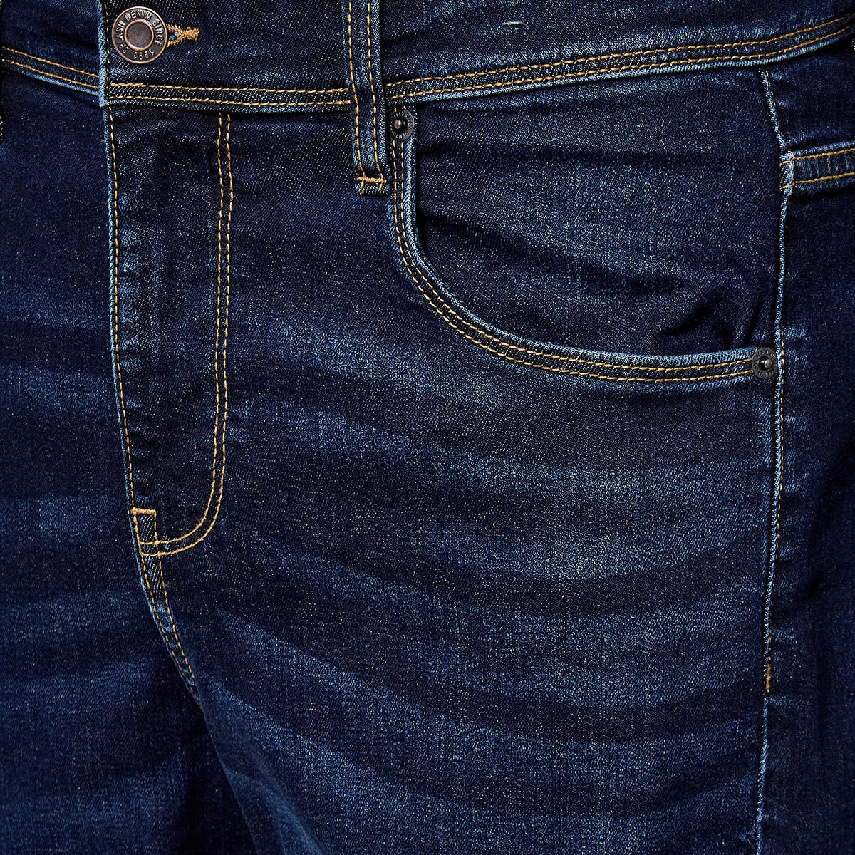 بنطلون جينز بقصة مدببة وجيوب-men-clothing-jeans-image-2