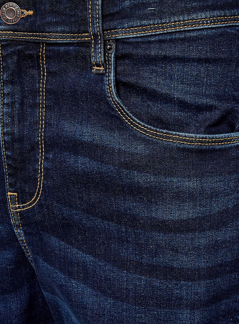 بنطلون جينز بقصة مدببة وجيوب-men-clothing-jeans-image-2