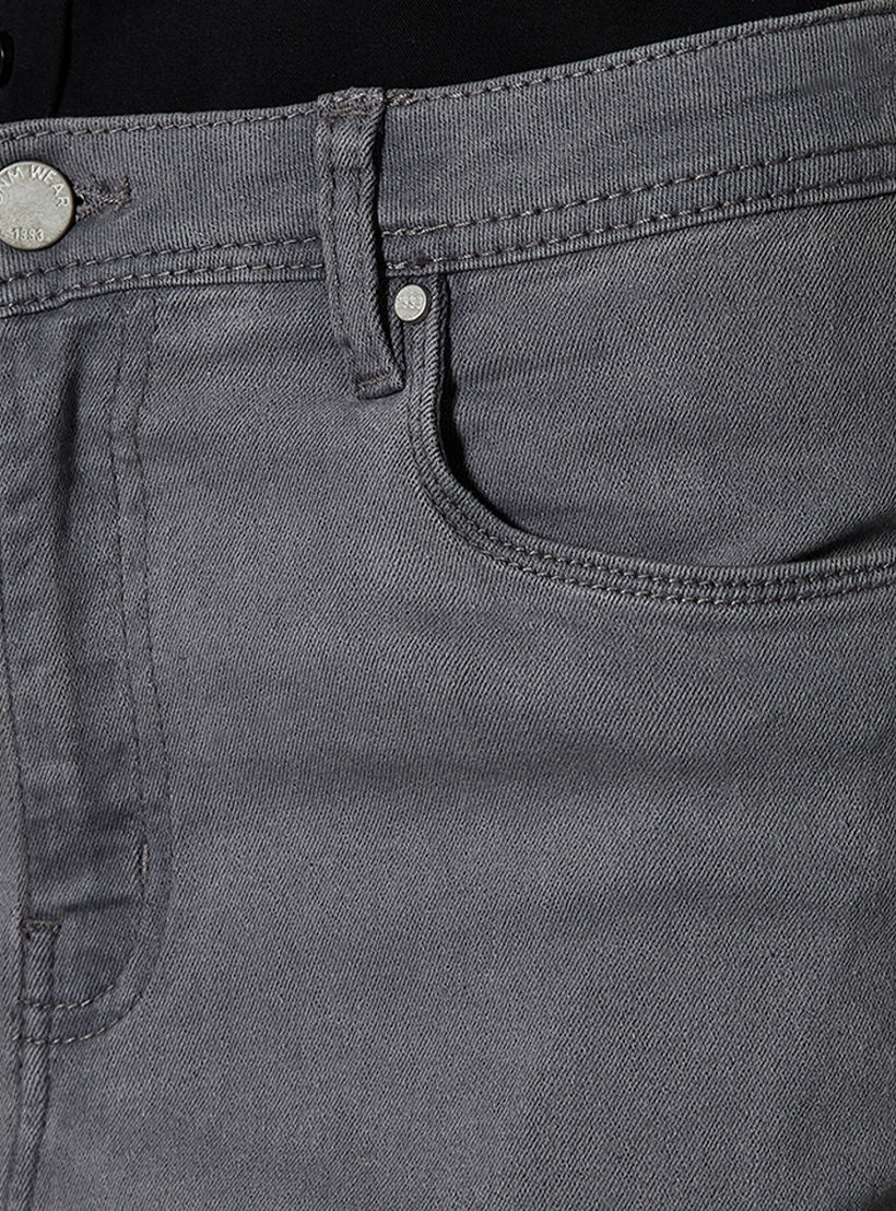 بنطلون جينز بقصّة سكيني وجيوب-women-clothing-bottoms-jeans-image-2
