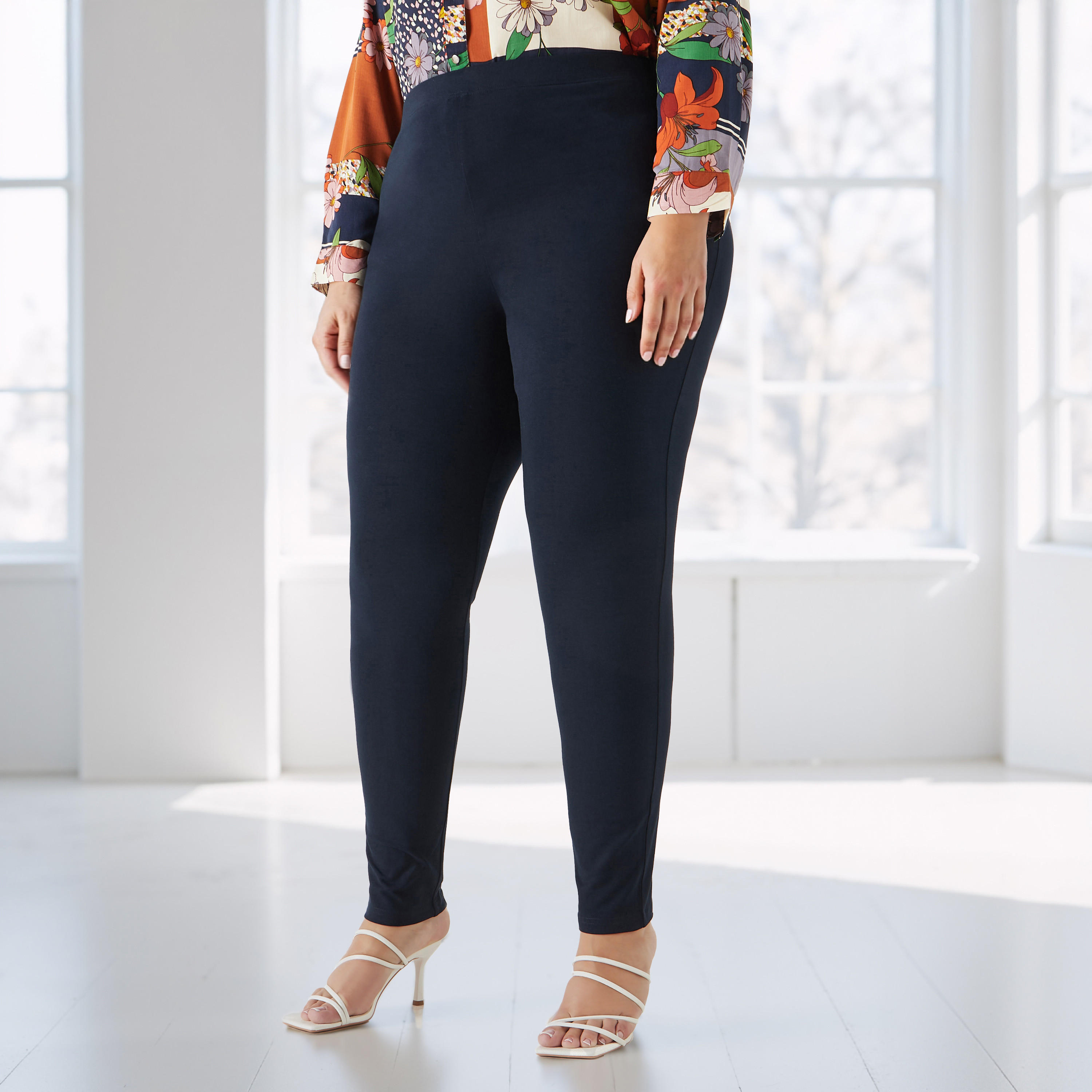 بنطلون ليقنز مقاس كبير بخصر مطاطي من أولا بوبكن-women-clothing-bottoms-leggings-image-4