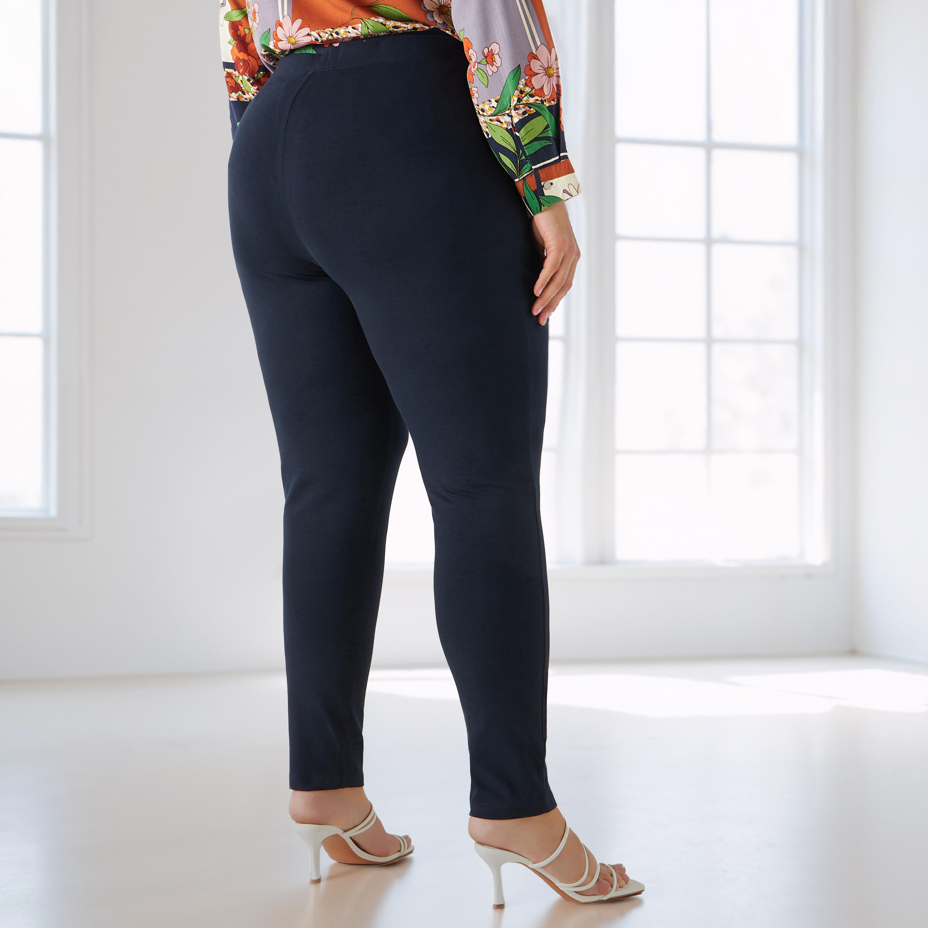 بنطلون ليقنز مقاس كبير بخصر مطاطي من أولا بوبكن-women-clothing-bottoms-leggings-image-2