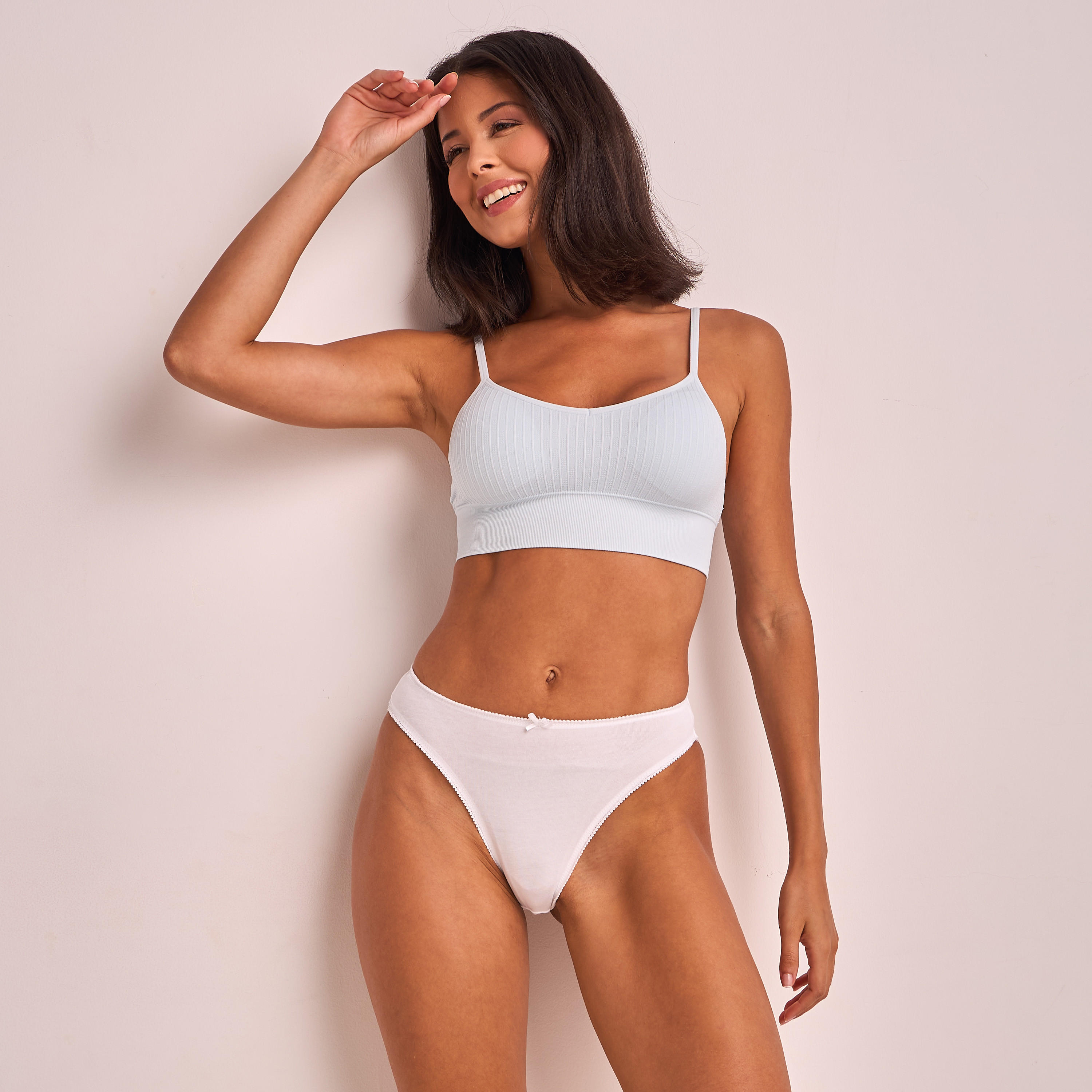 عبوة 3 قطع - صدريّة براليت دون خياطة-women-clothing-lingerie-bras-image-3