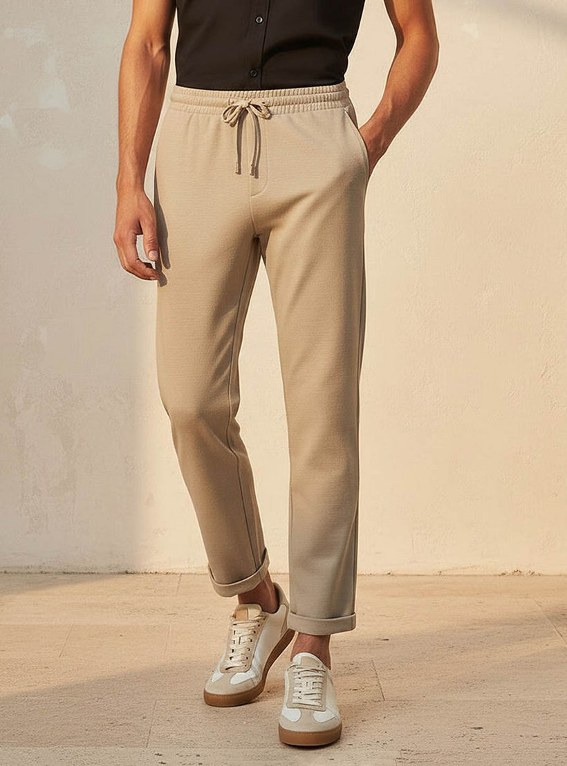 بنطلون رجالي بقصة عادية وملمس بارز-men-clothing-trousersandchinos-trousers-image-1