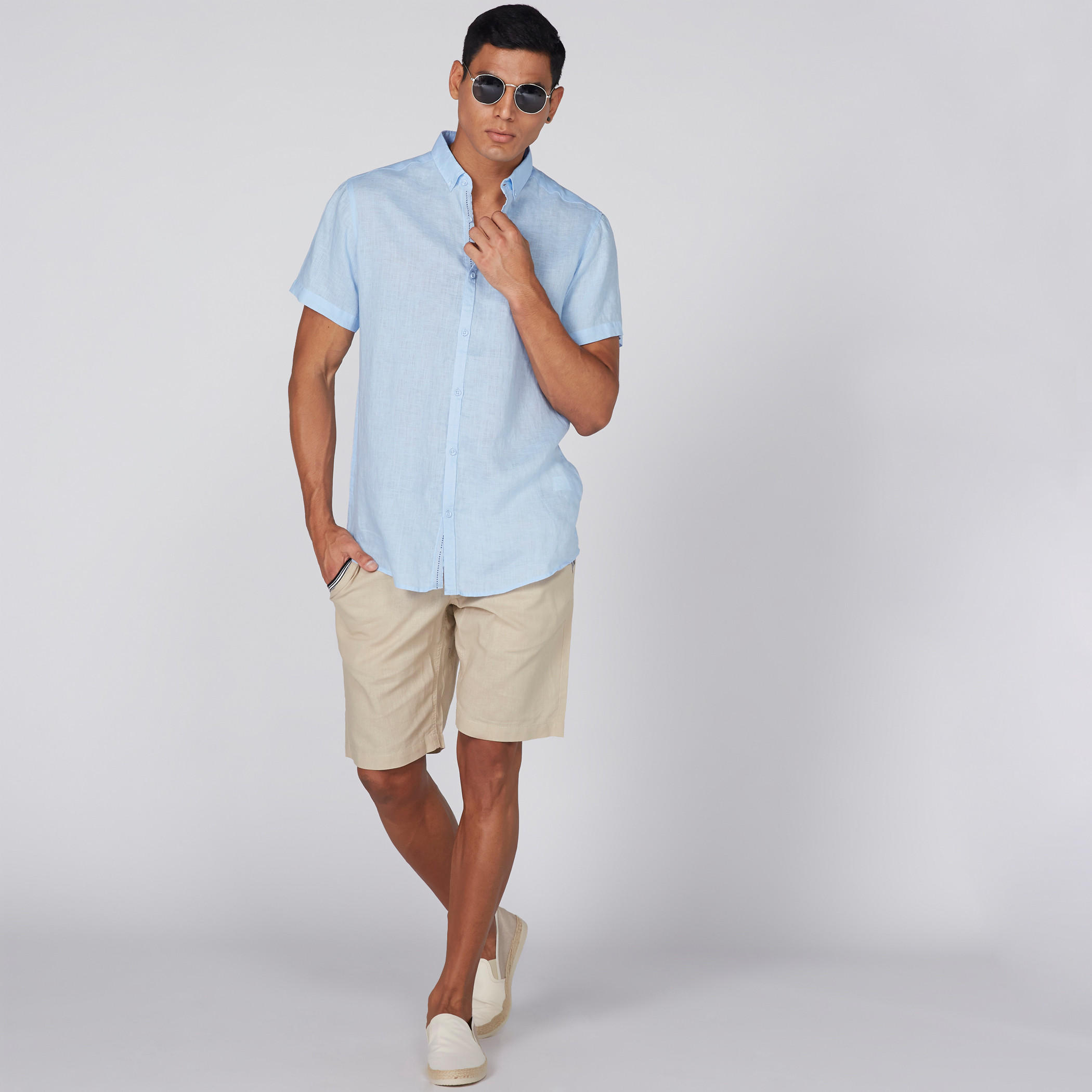 شورت بخصر مطّاطي وجيوب بيينج هيومان-men-clothing-bottoms-shorts-image-3