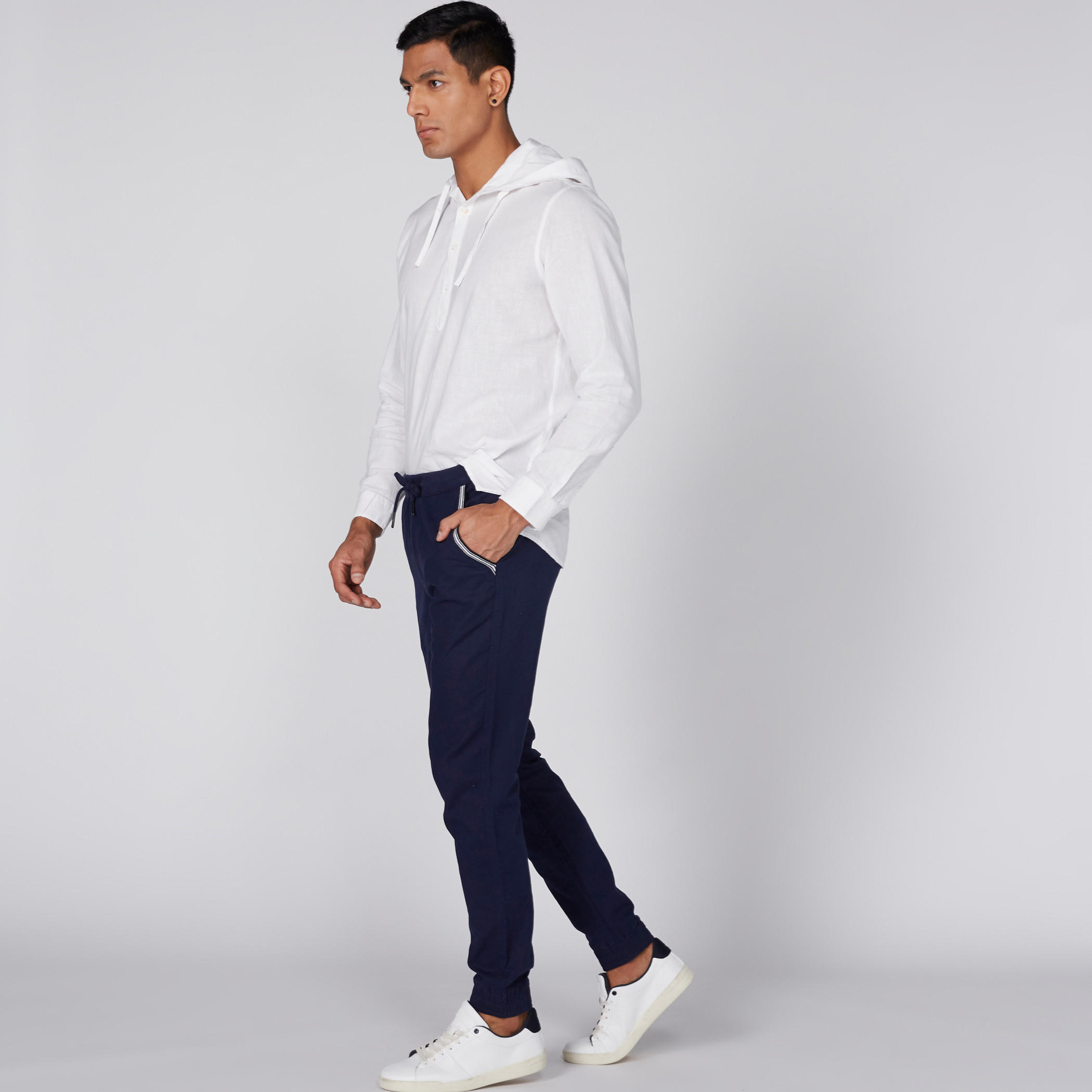 بنطال رياضي طويل بخصر مطّاطي من بيينج هيومان-men-clothing-bottoms-joggers-image-1