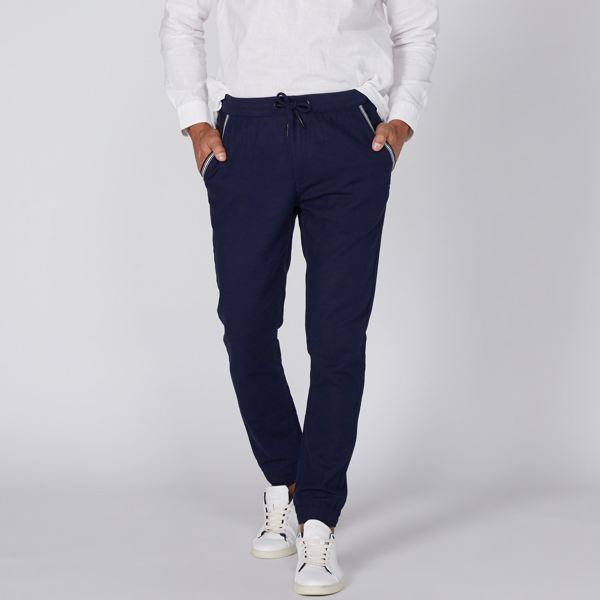 بنطال رياضي طويل بخصر مطّاطي من بيينج هيومان-men-clothing-bottoms-joggers-image-2